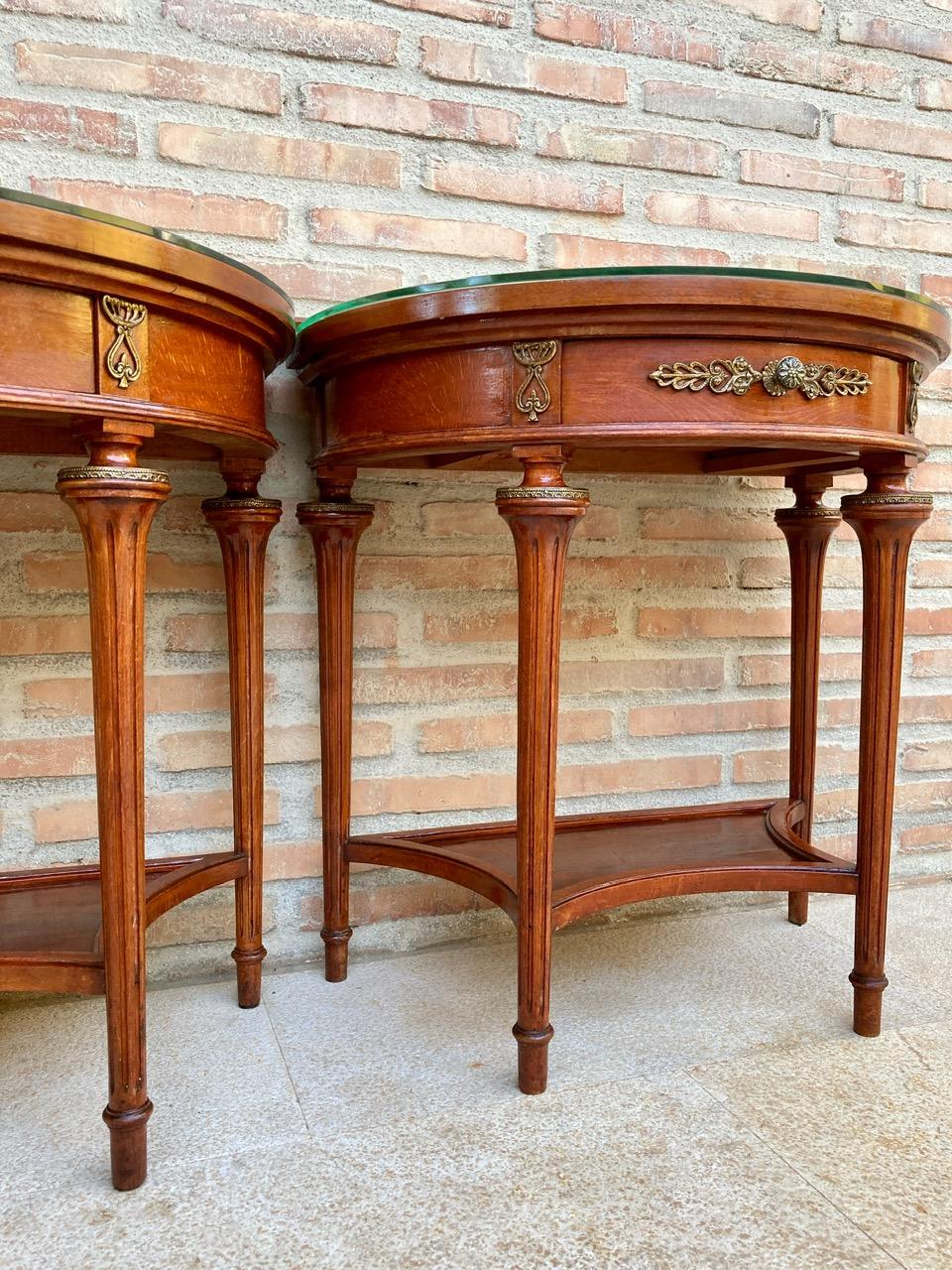 Pair of Empire Style Mahogany Wood Nightstands, 1930s For Sale 6