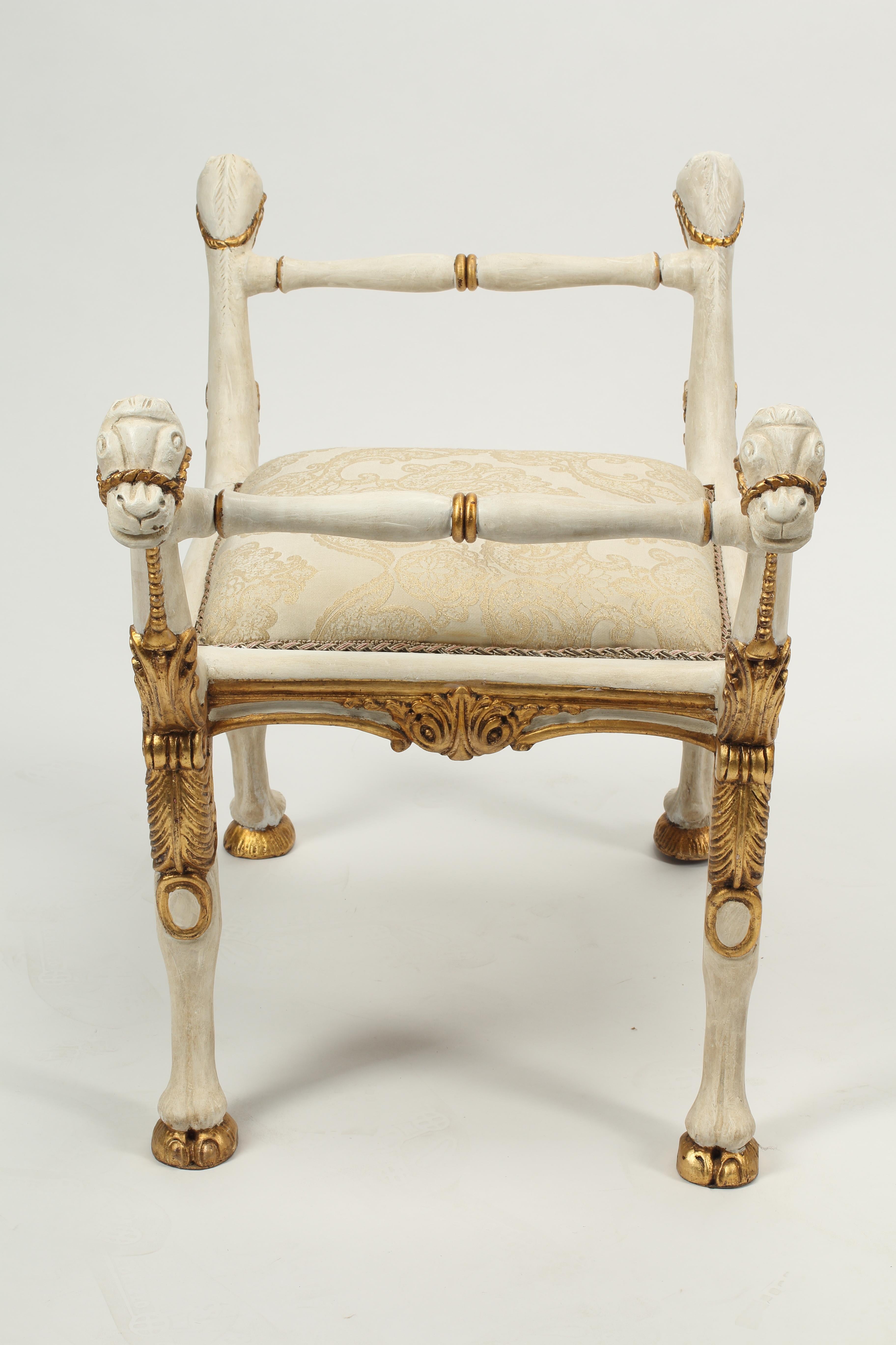 Pareja de Taburetes Dorados Parcela Estilo Imperio siglo XX en venta