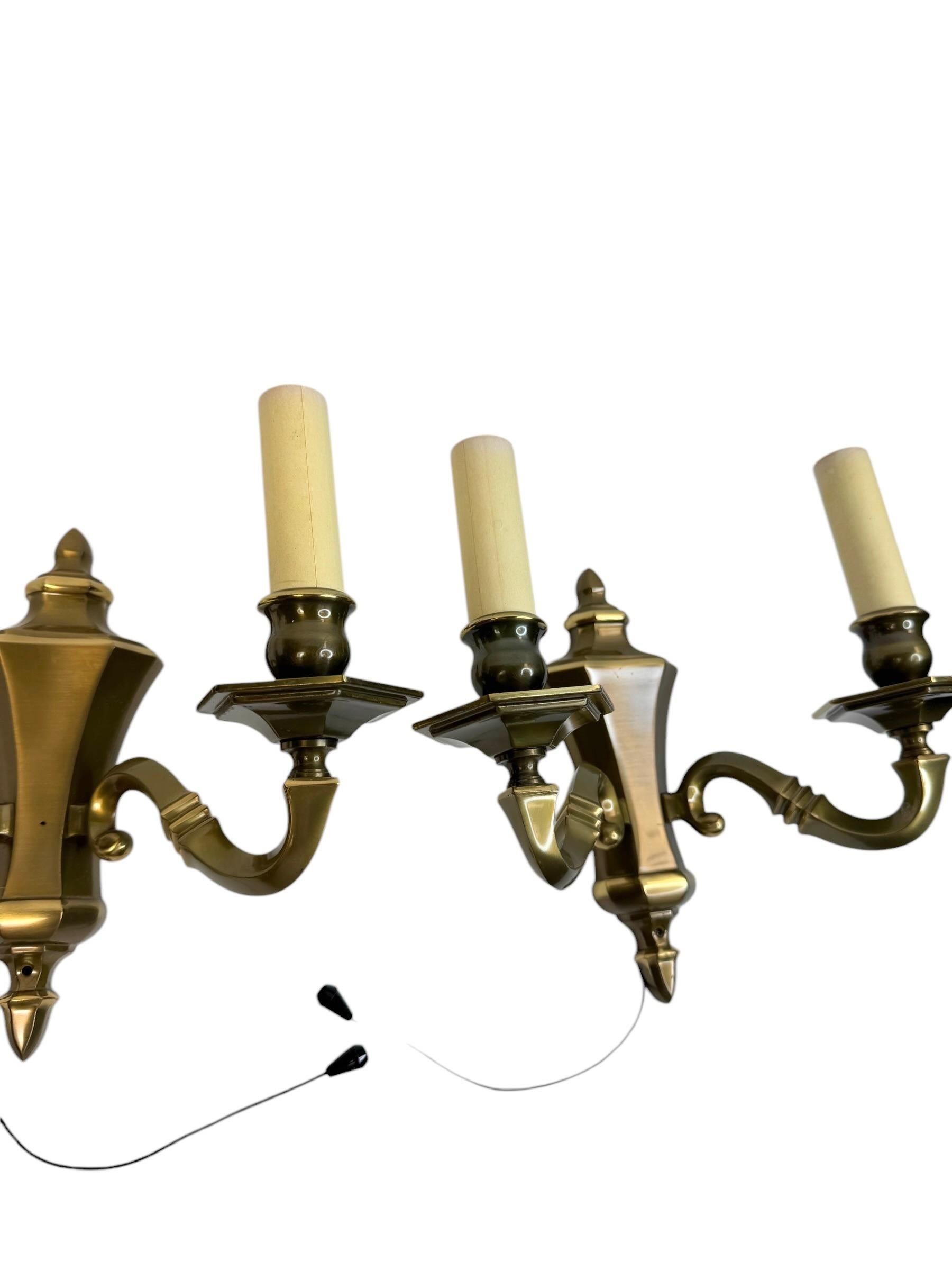 Coppia di lampade da parete a forma di sconces in stile impero, Germania, anni '60 In condizioni buone in vendita a Nuernberg, DE