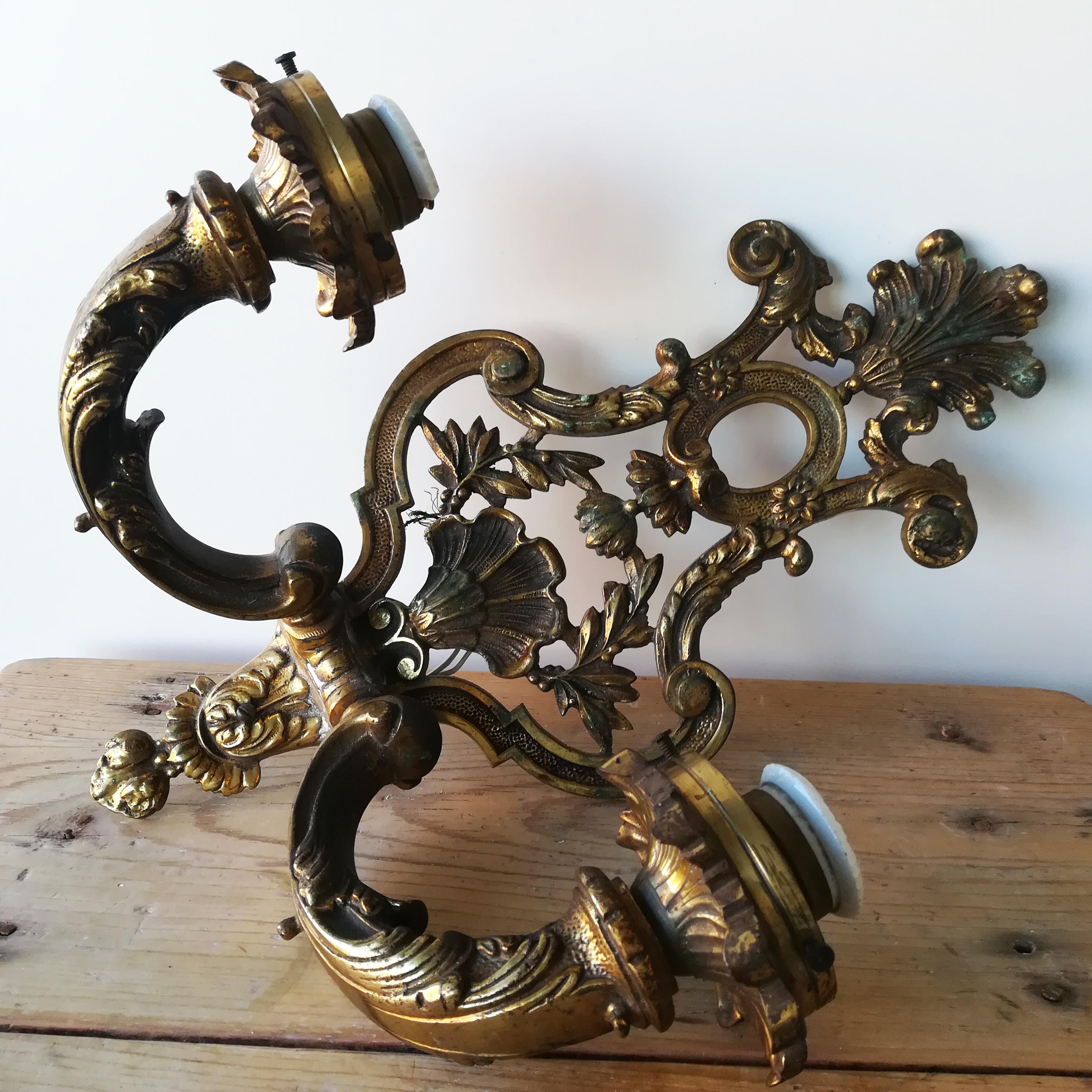 Pair of Wall Sconces Bronze Empire Style, France, Early 20th Century For Sale 3