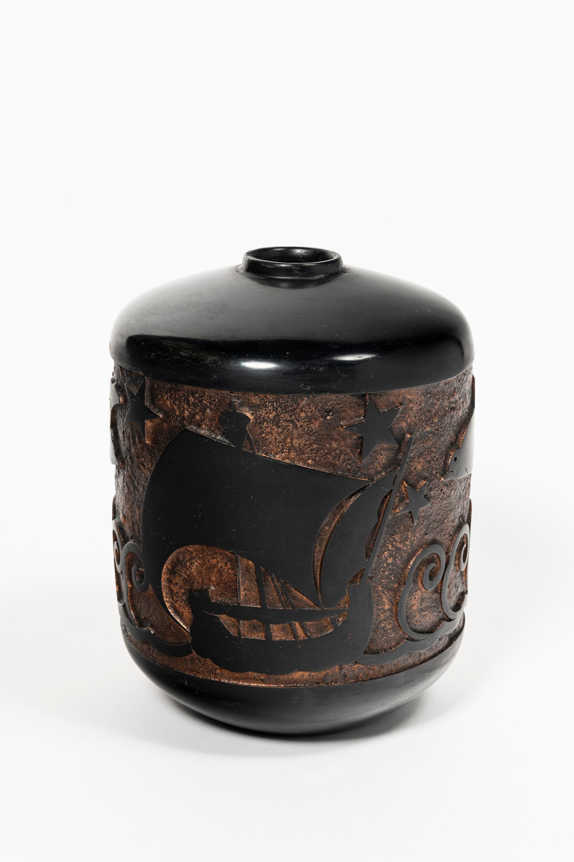 Terracotta Coppia di vasi in terracotta smaltata, periodo Art Déco, Francia, circa 1940. in vendita