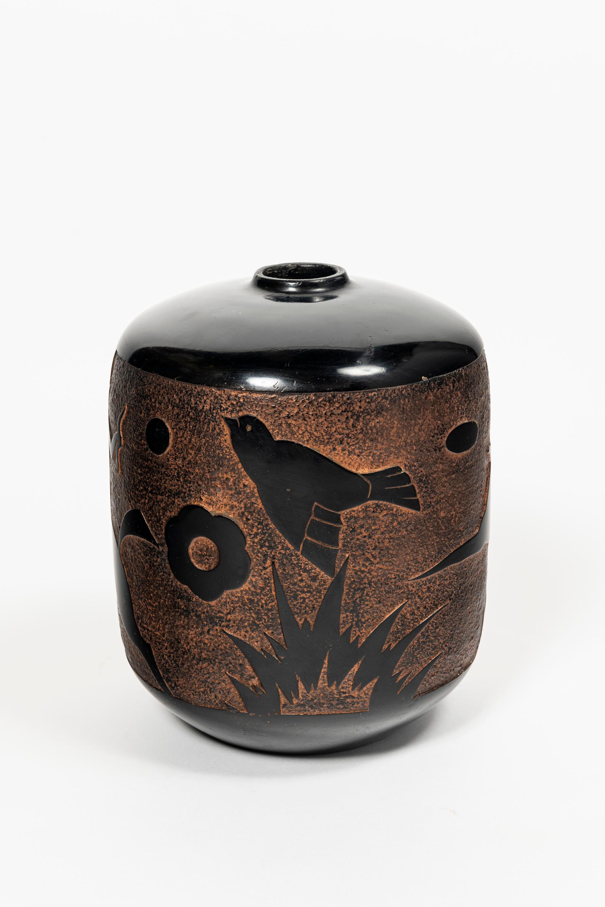 Coppia di vasi in terracotta smaltata, periodo Art Déco, Francia, circa 1940. in vendita 1