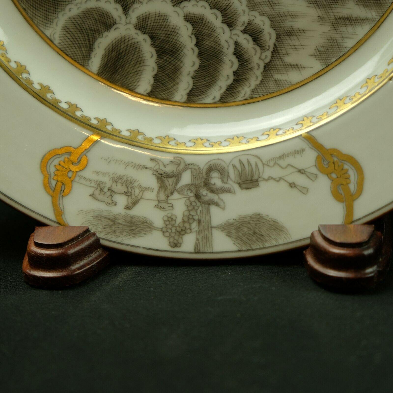 Porcelain Pair of Encre de Chine Plates, 18 Century Qianlong Period For Sale