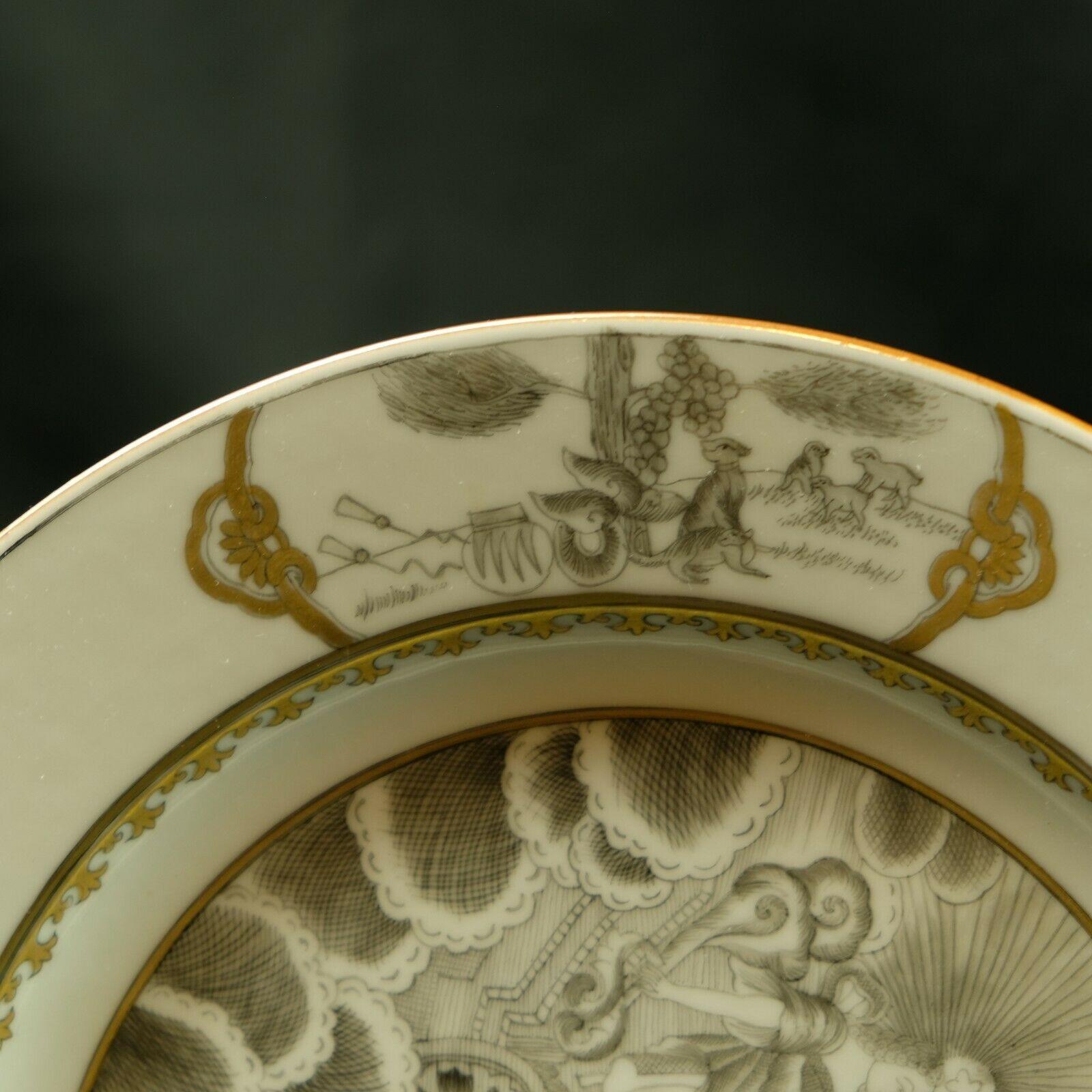 Pair of Encre de Chine Plates, 18 Century Qianlong Period For Sale 1