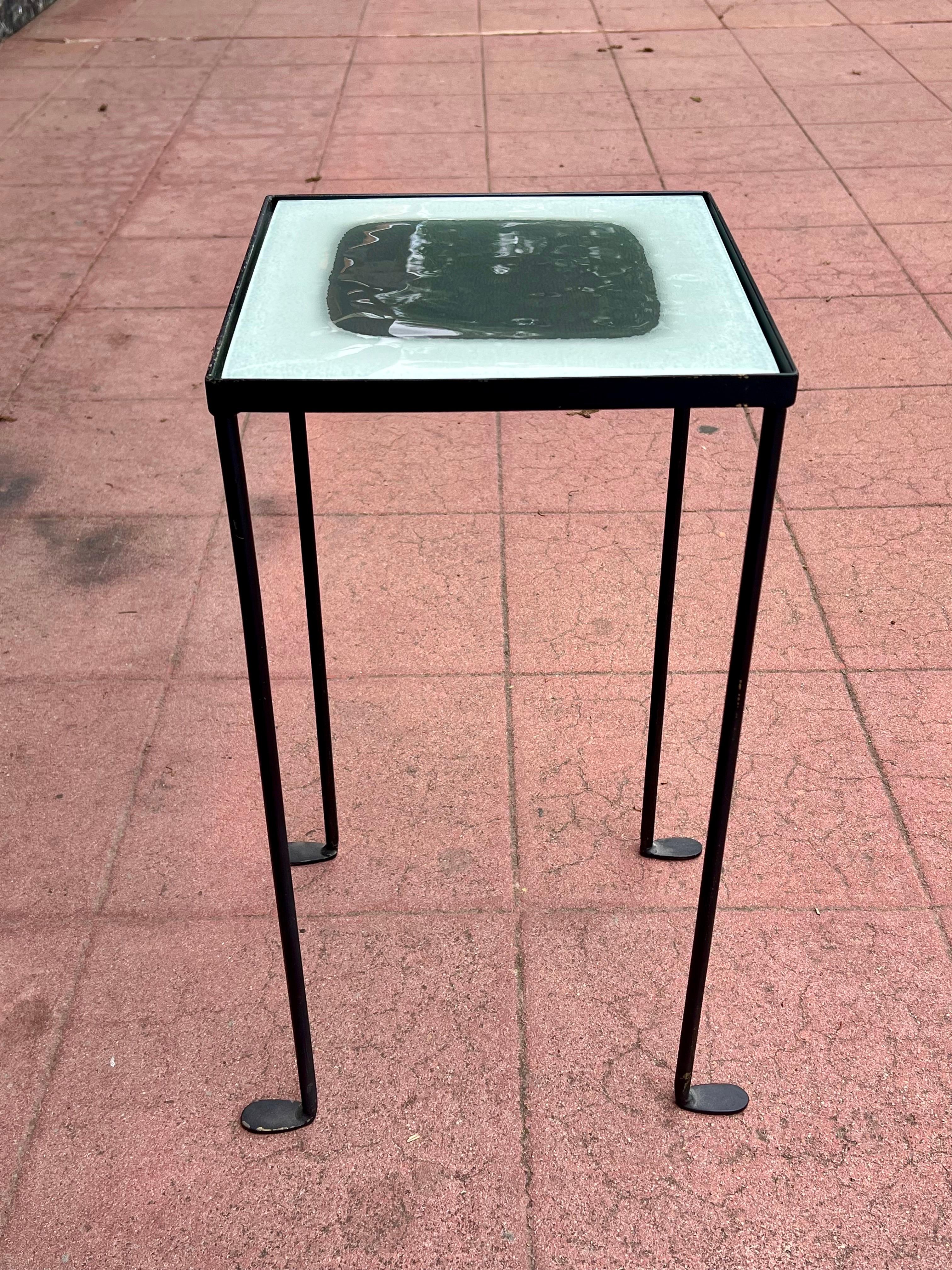 Pair of End Side Tables California Designe Glass Tops & Iron Frame by Anna Cabo For Sale 1