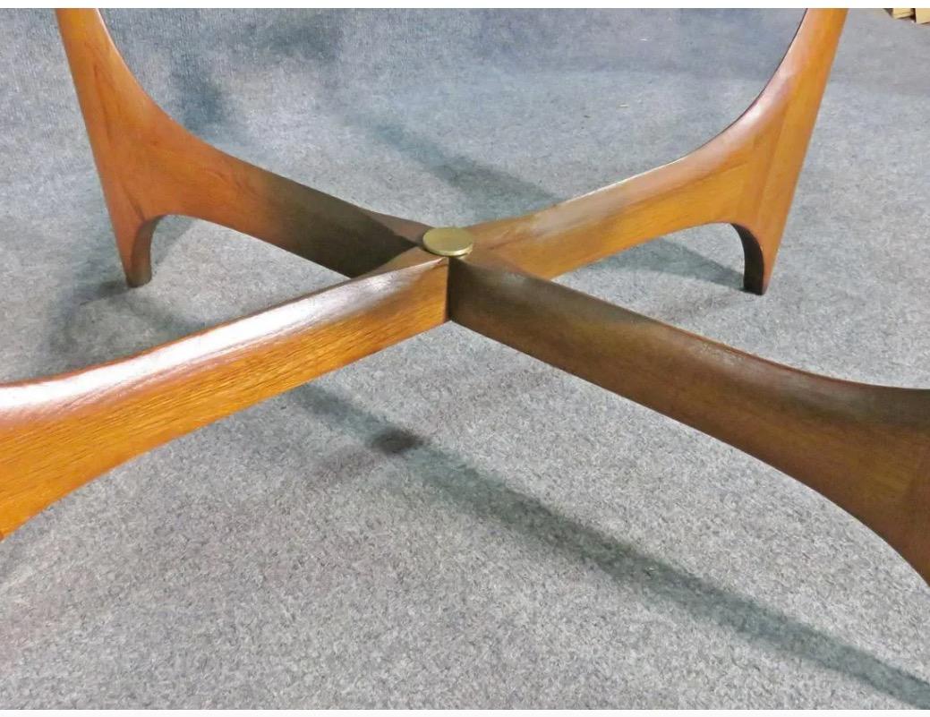 Beistelltische von Lane Furniture, Paar (20. Jahrhundert) im Angebot