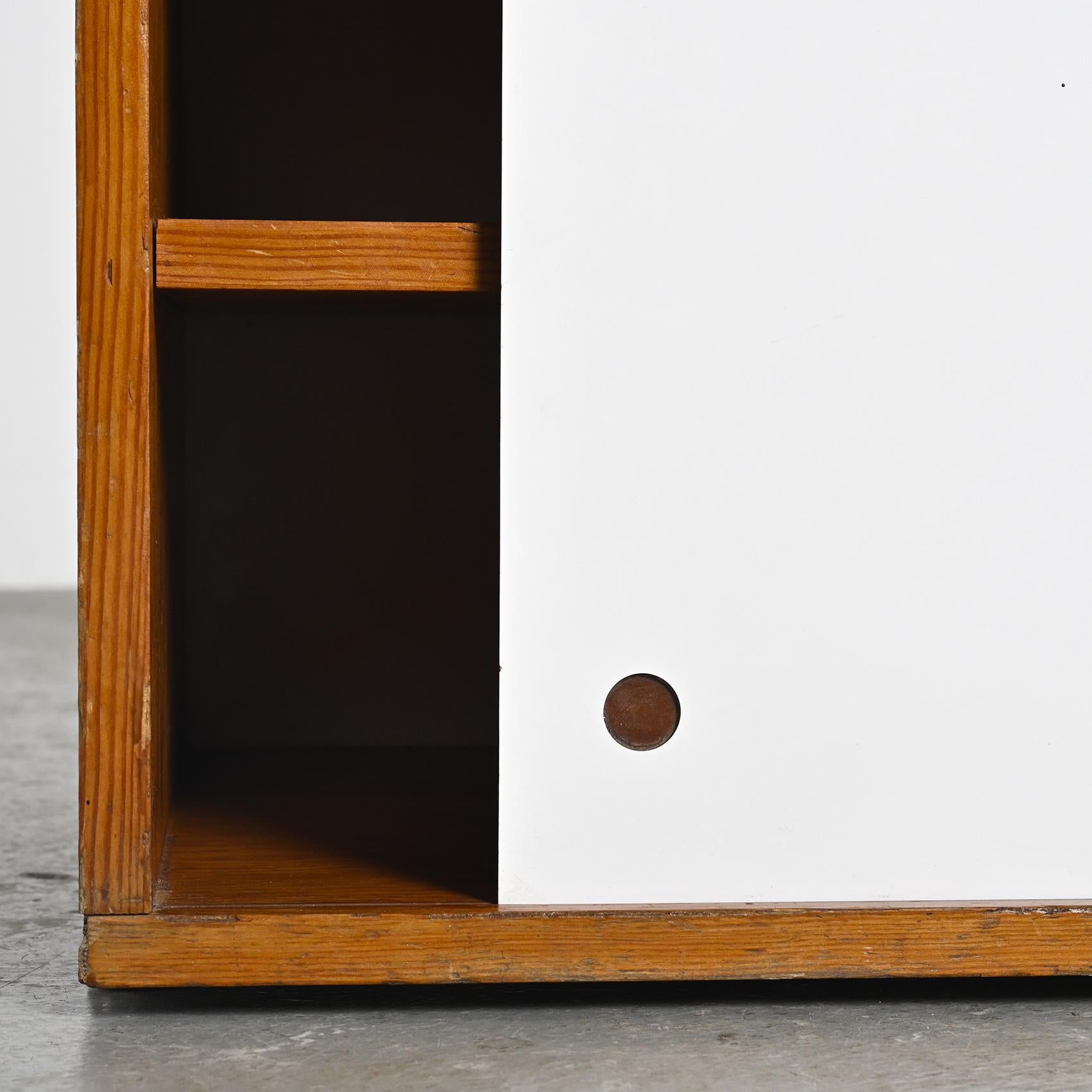 Pair of end tables by Pierre Guariche for La Plagne, circa 1965 For Sale 3