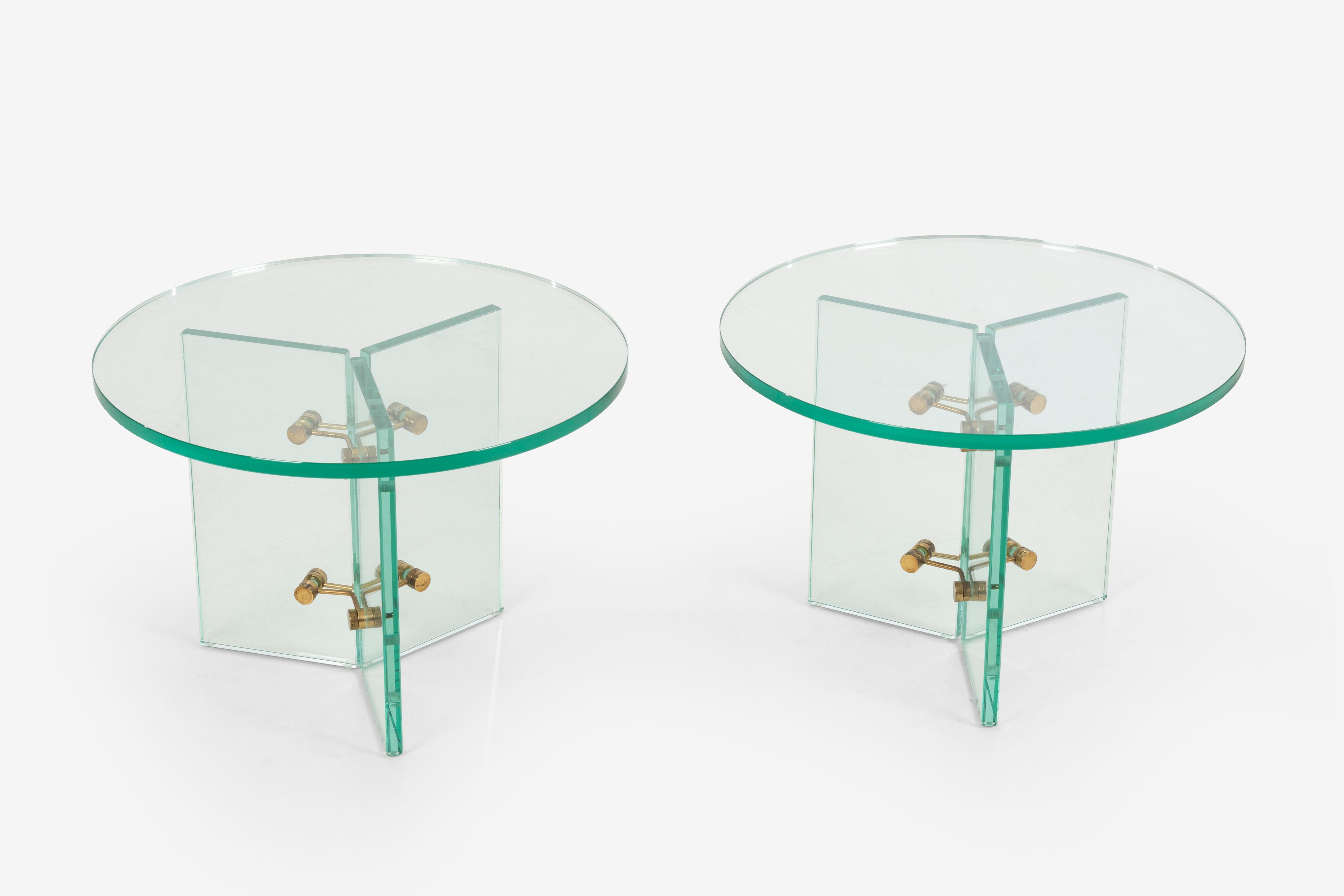 Italian Pair of End Tables in the Style of Fontana Arte For Sale