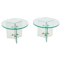 Paire de tables d'appoint dans le style de Fontana Arte