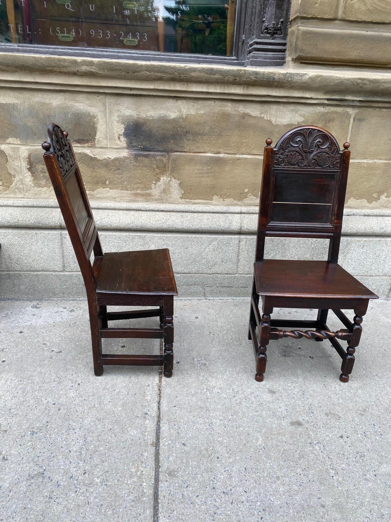 Pair of English 17th Century Period Oak Hall Chairs For Sale 6