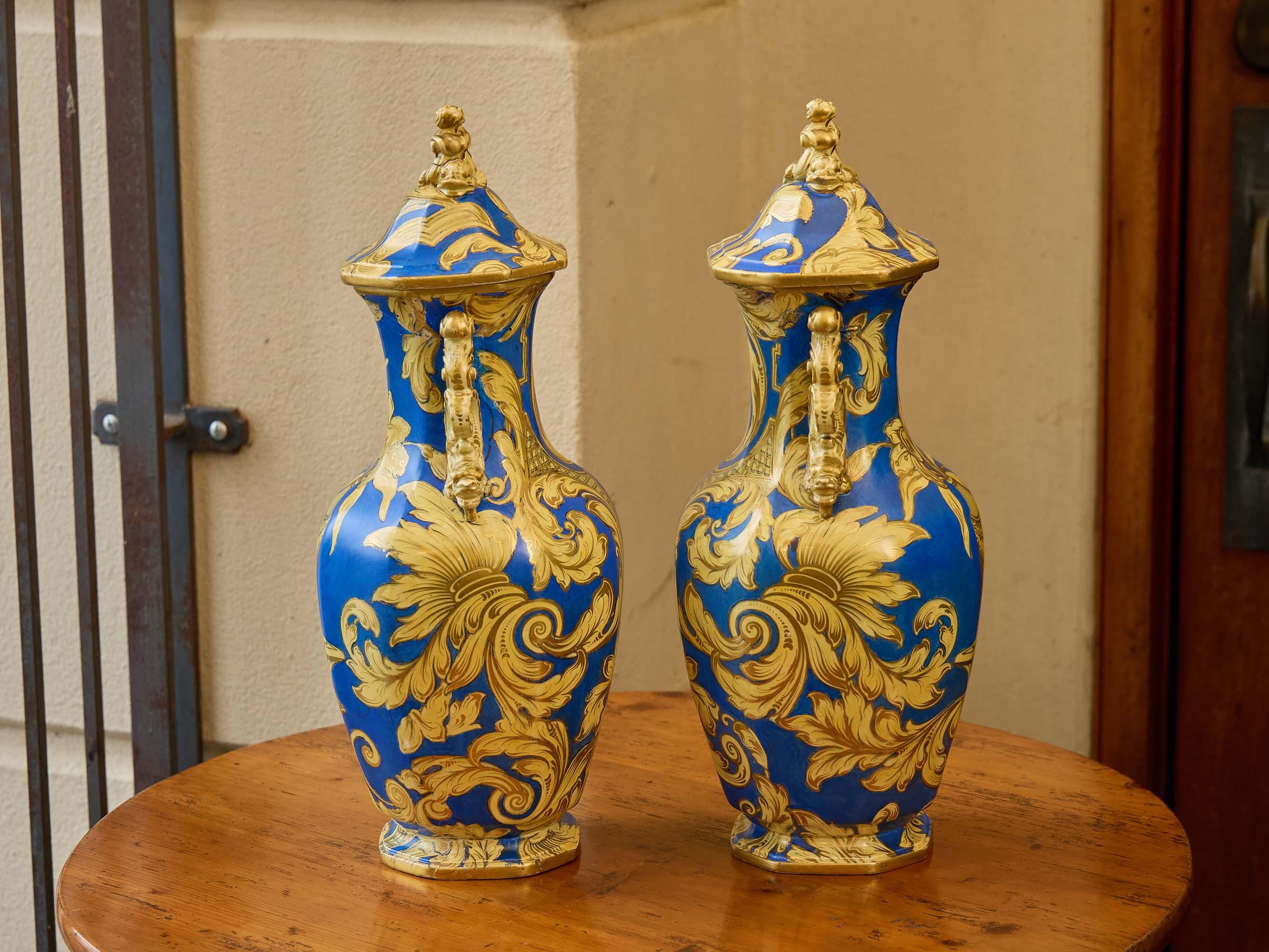 19th Century Pair of English 1840s Mason’s Ironstone Lidded Vases with Blue & Gilt Scrollwork For Sale