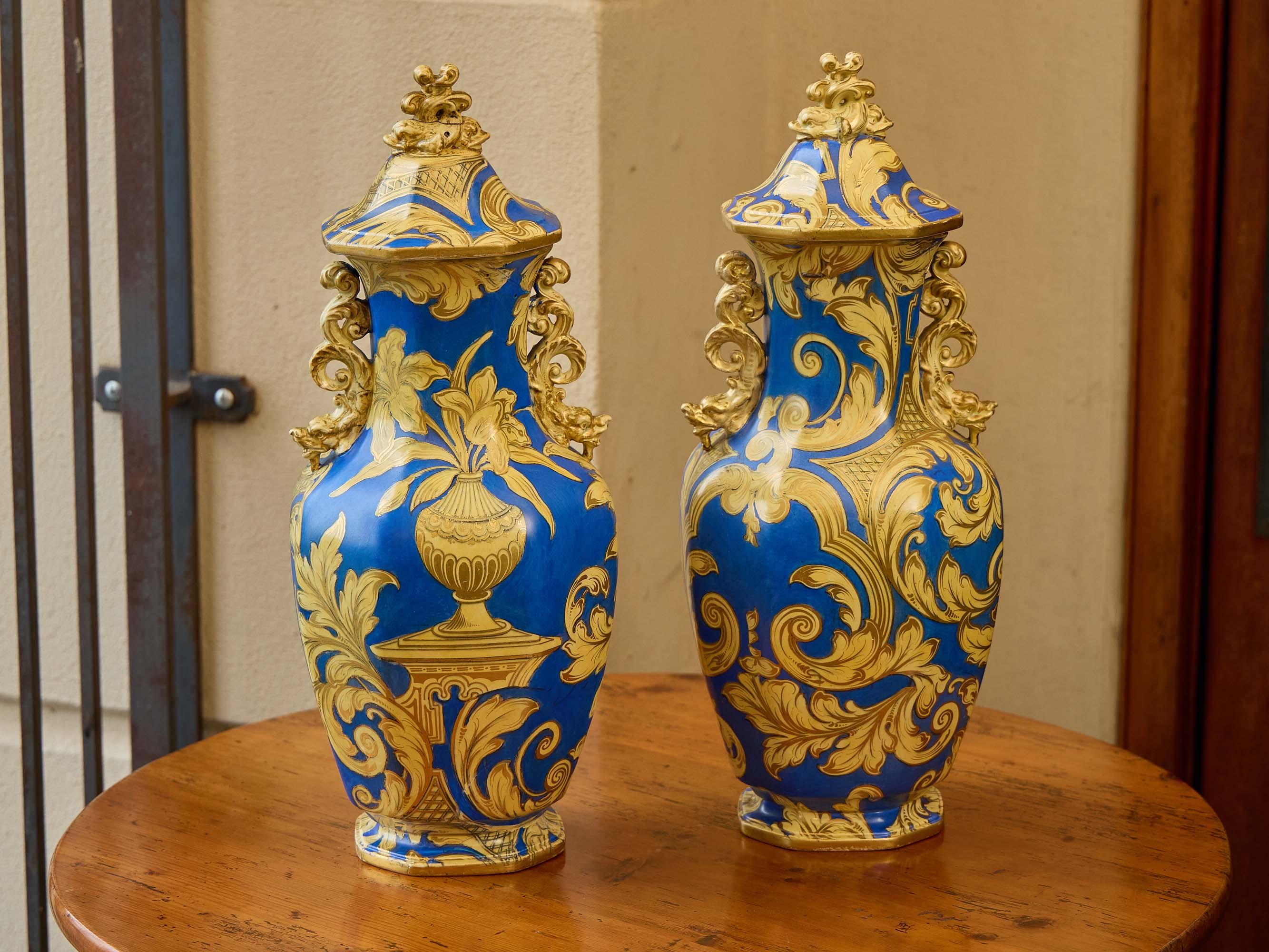 Pair of English 1840s Mason’s Ironstone Lidded Vases with Blue & Gilt Scrollwork For Sale 4