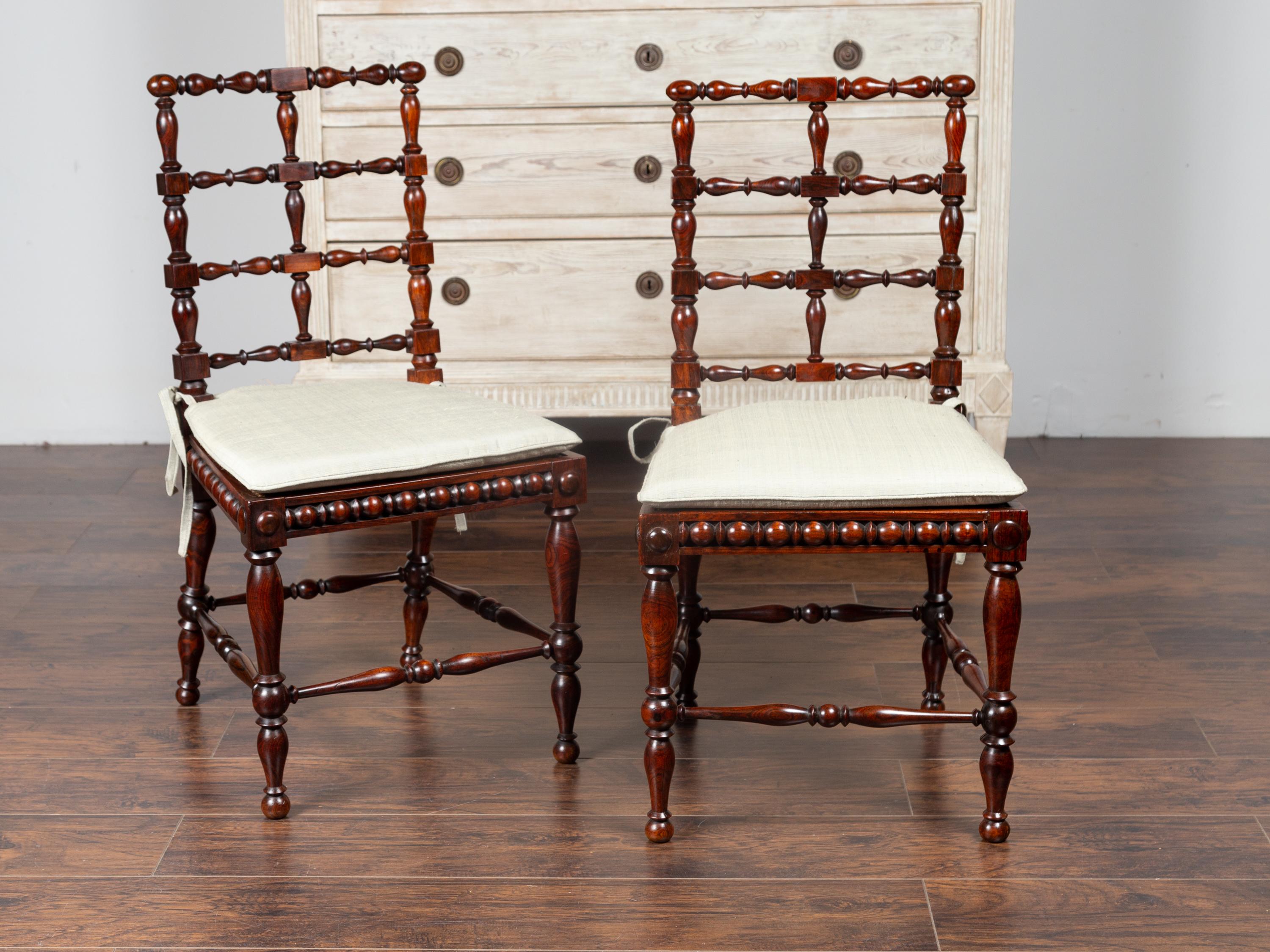 Pair of English 1870s Rosewood Side Chairs with Cane Seats and Turned Spindles 2