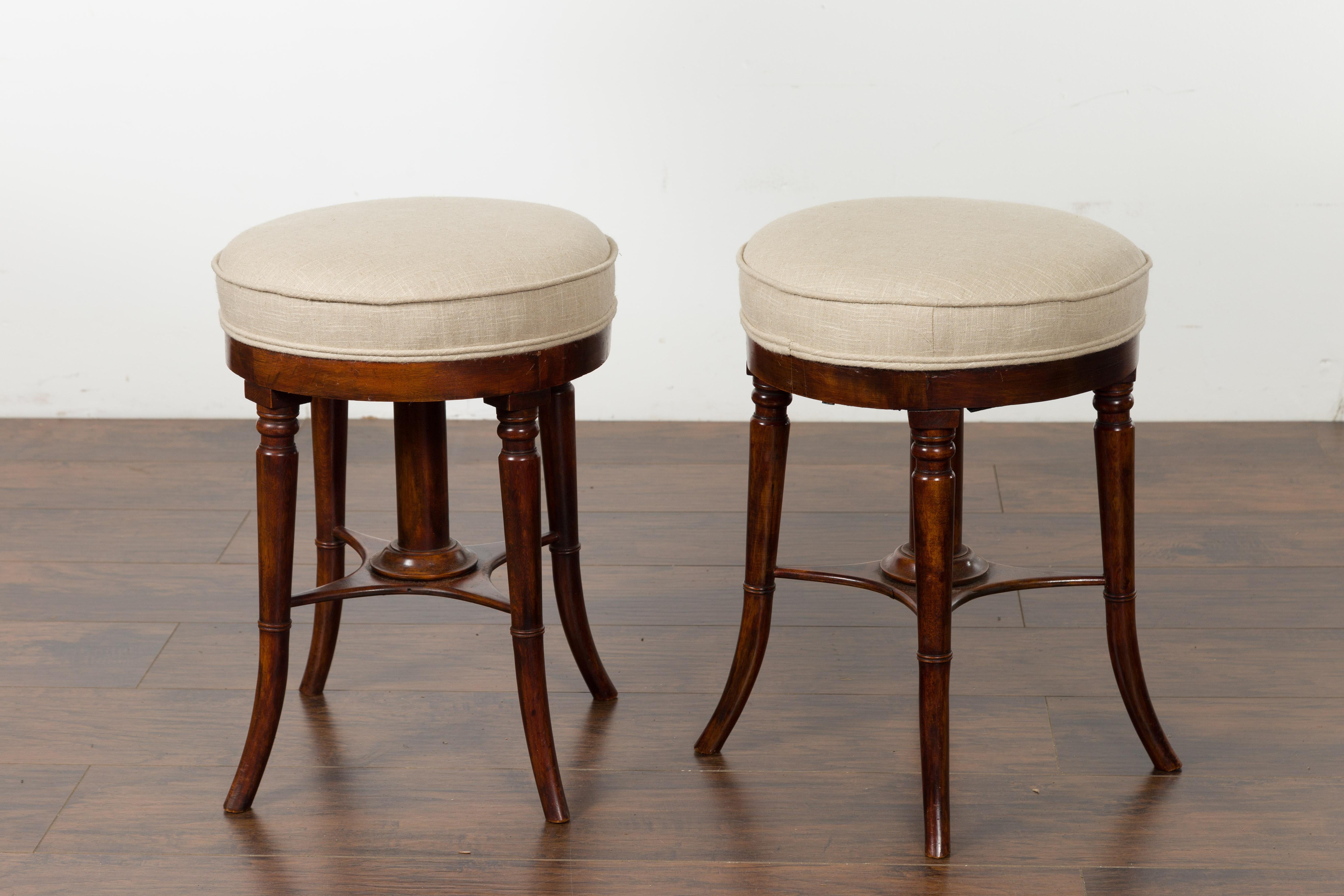 Pair of English 1920s Mahogany Stools with Turned Legs and New Upholstery For Sale 8
