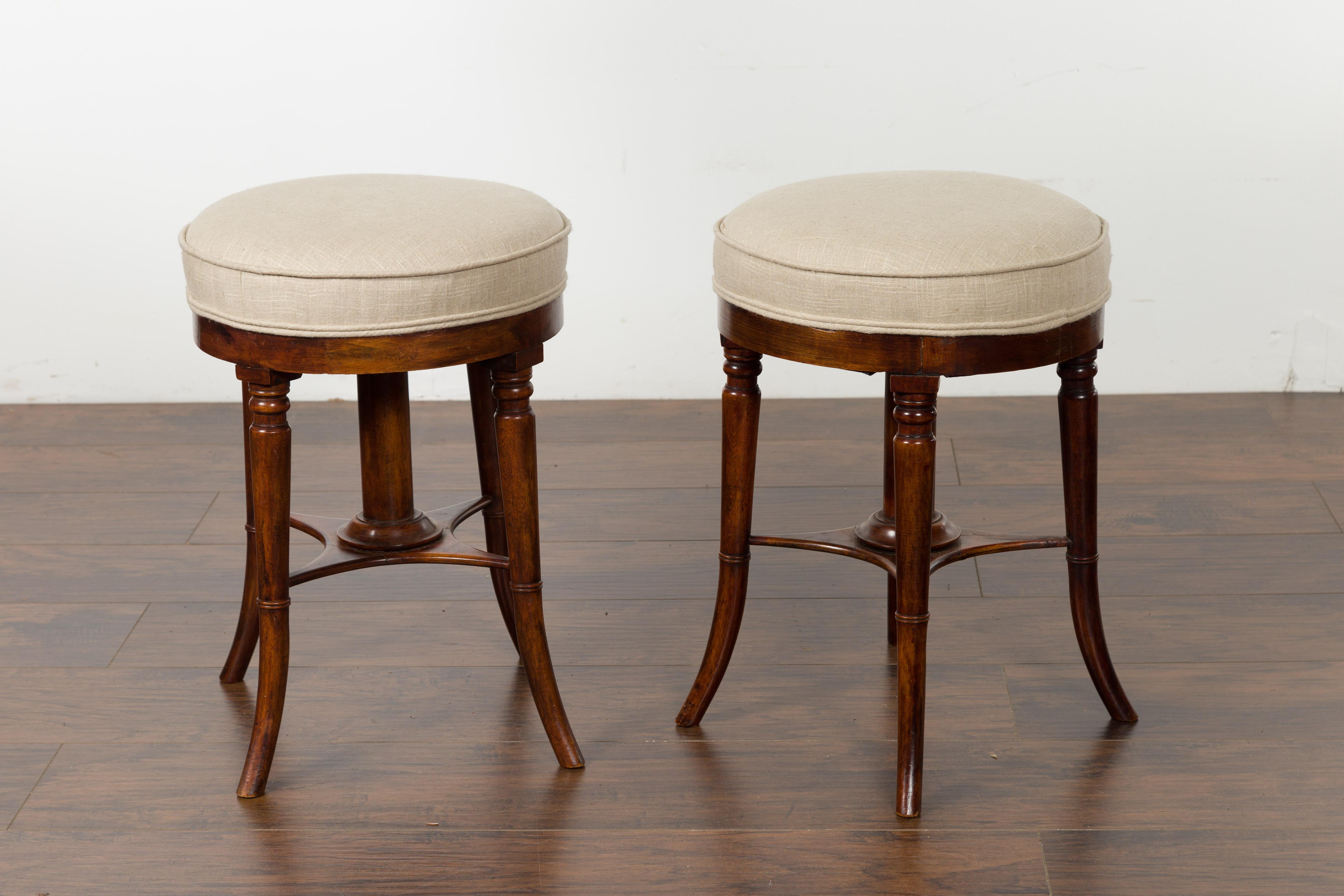 Pair of English 1920s Mahogany Stools with Turned Legs and New Upholstery For Sale 9