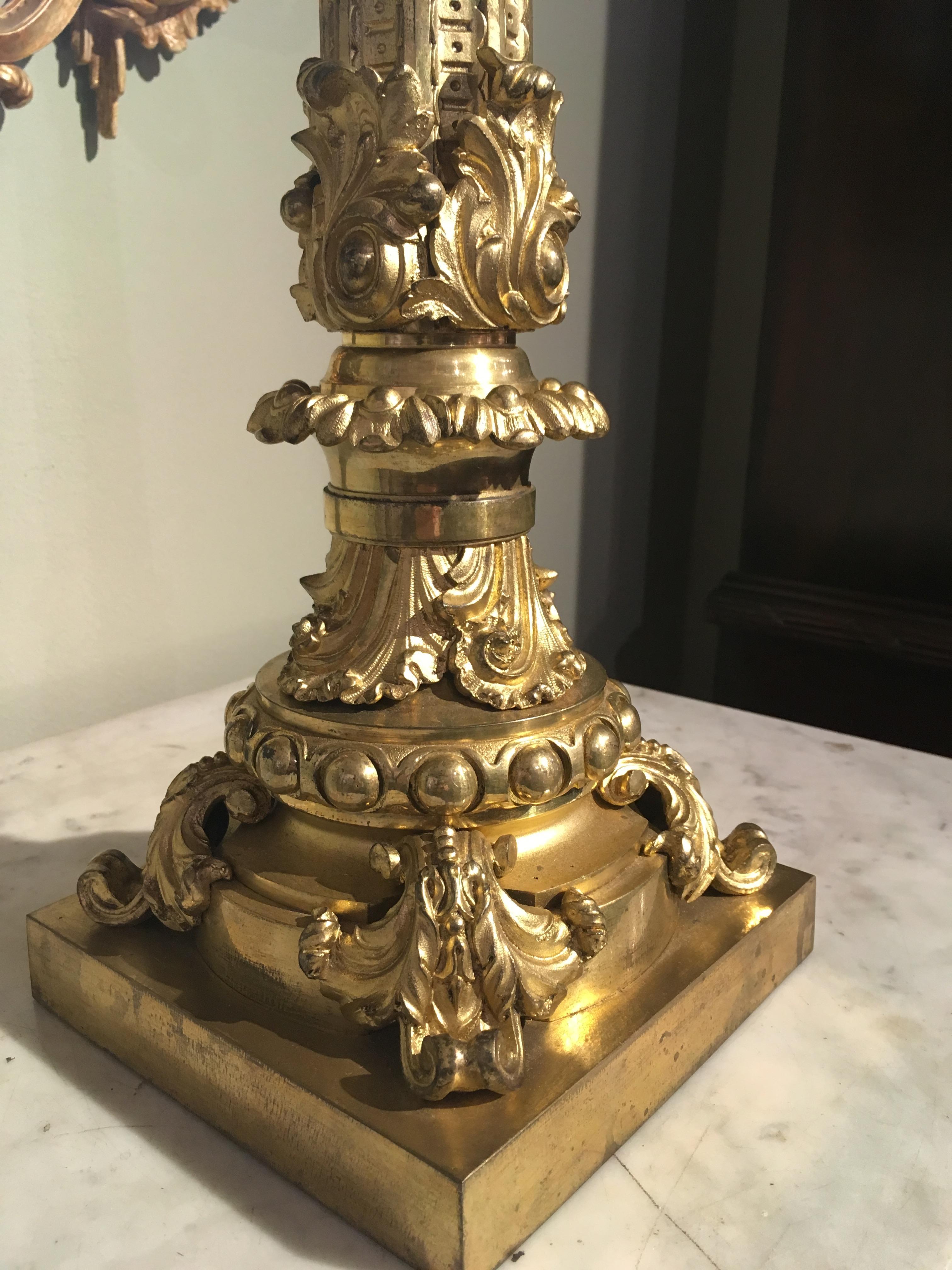 Pair of English 19th Century Cast Gilt Bronze Candelabra For Sale 2