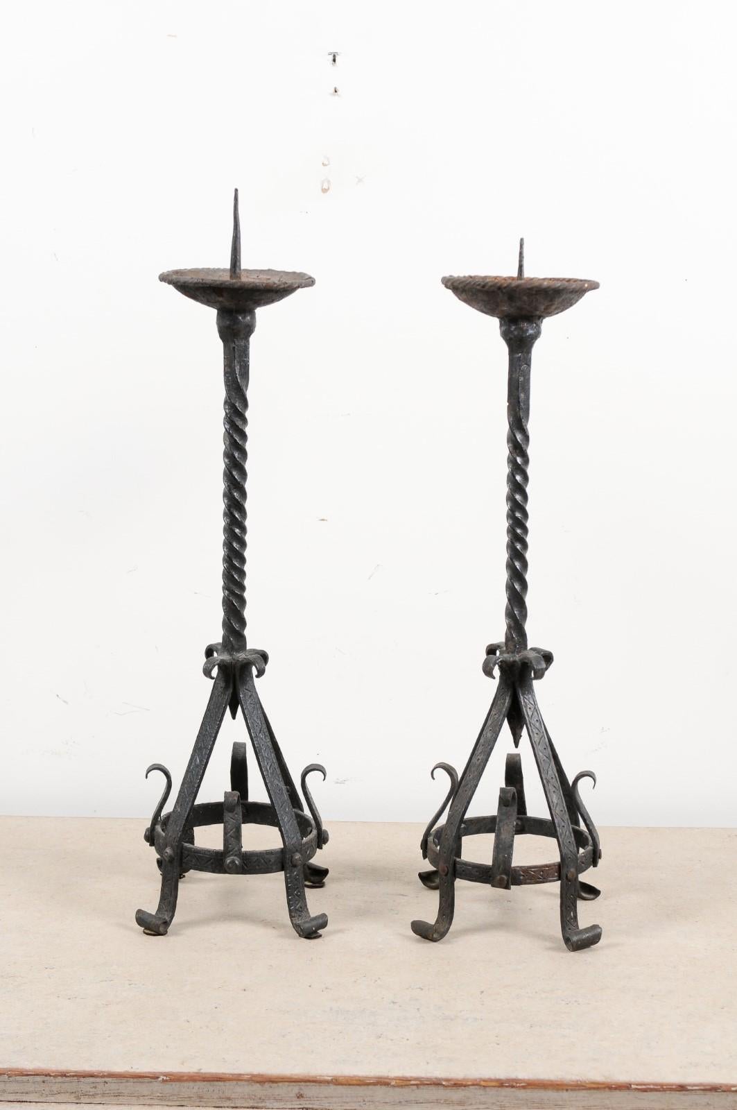 Pair of English 19th Century Iron Candlesticks with Twisted and Scrolled Motifs For Sale 9