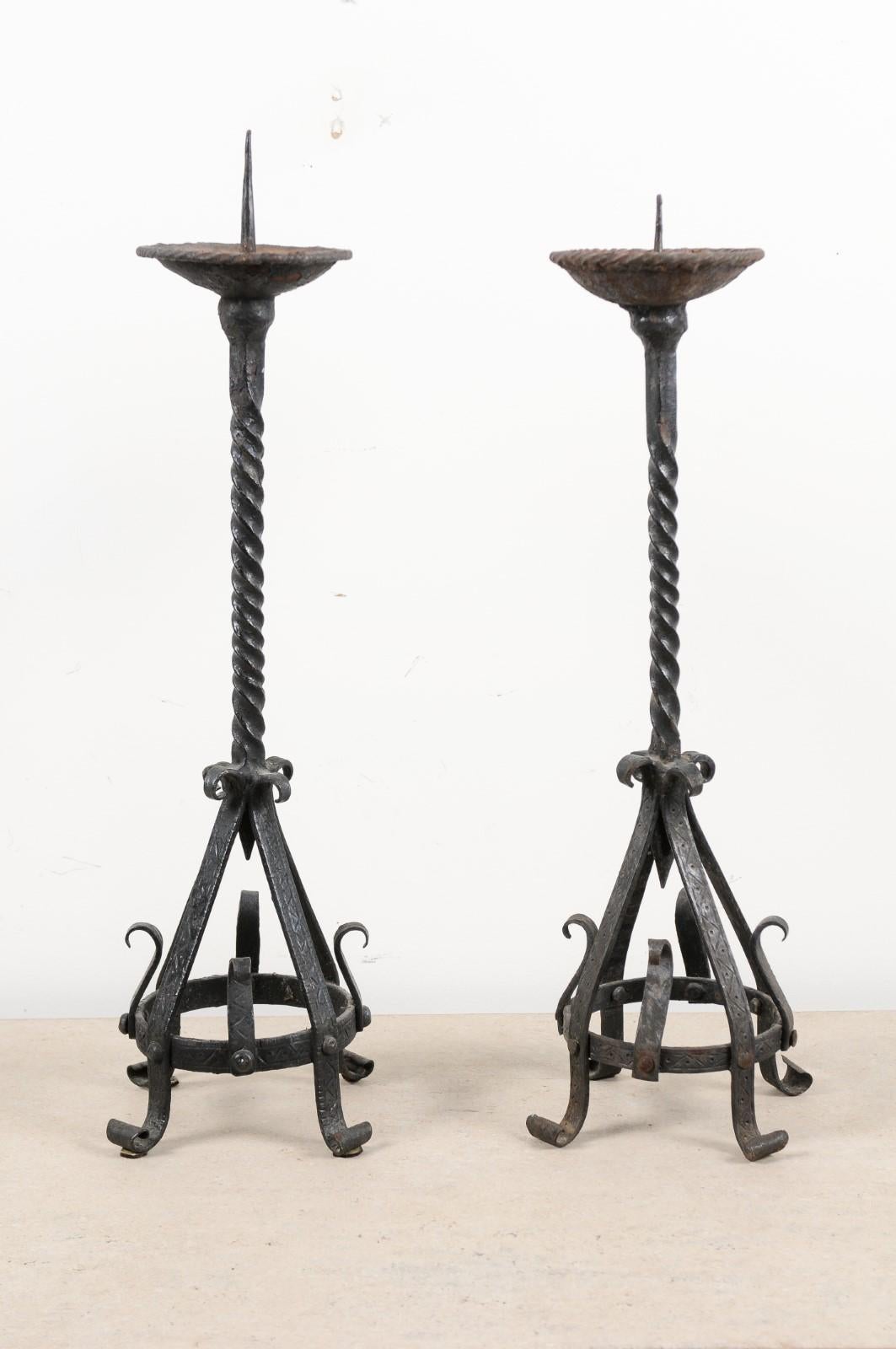 Pair of English 19th Century Iron Candlesticks with Twisted and Scrolled Motifs For Sale 6