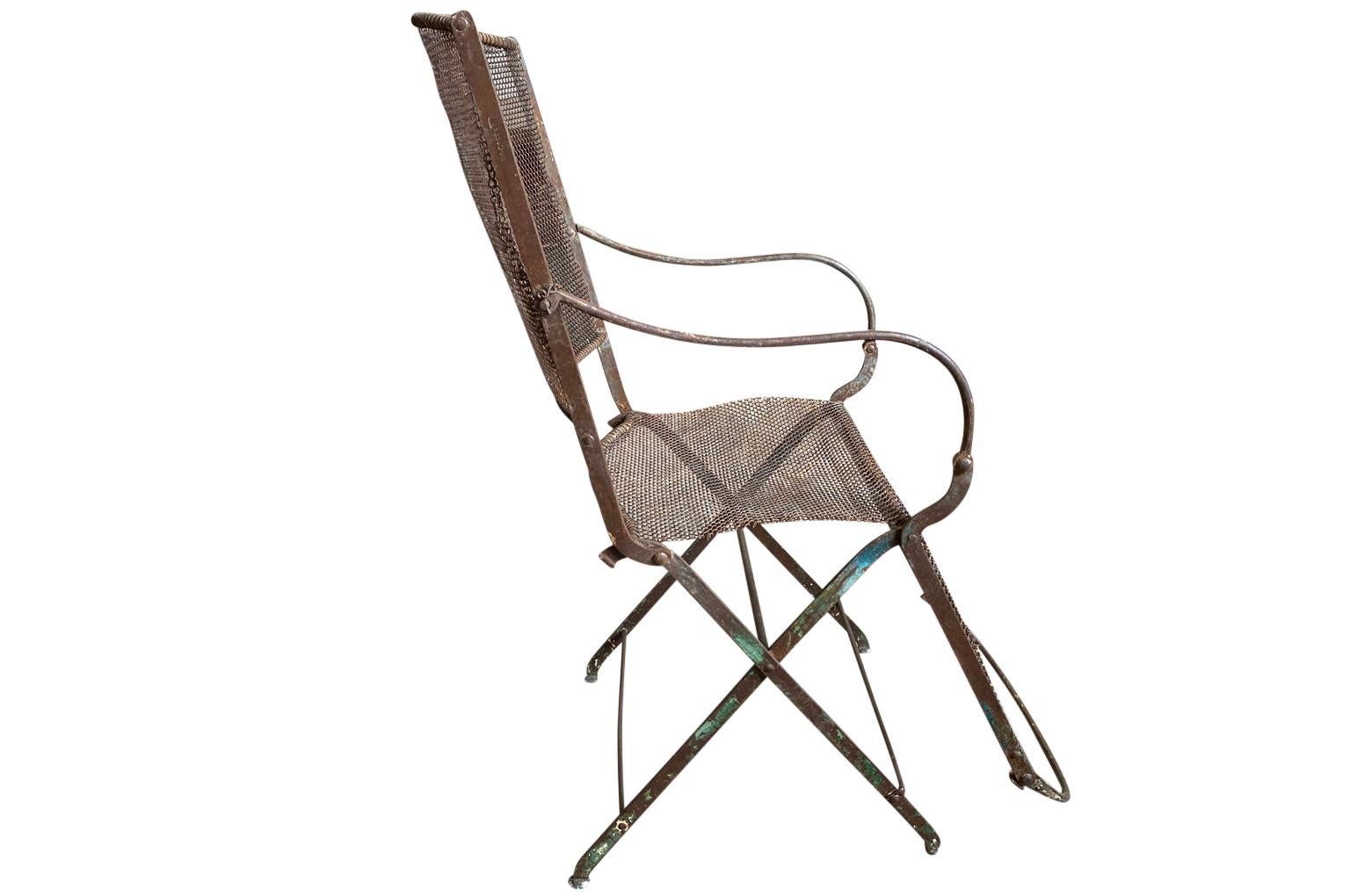 Fer Paire de chaises de jardin anglaises en fer du 19ème siècle en vente