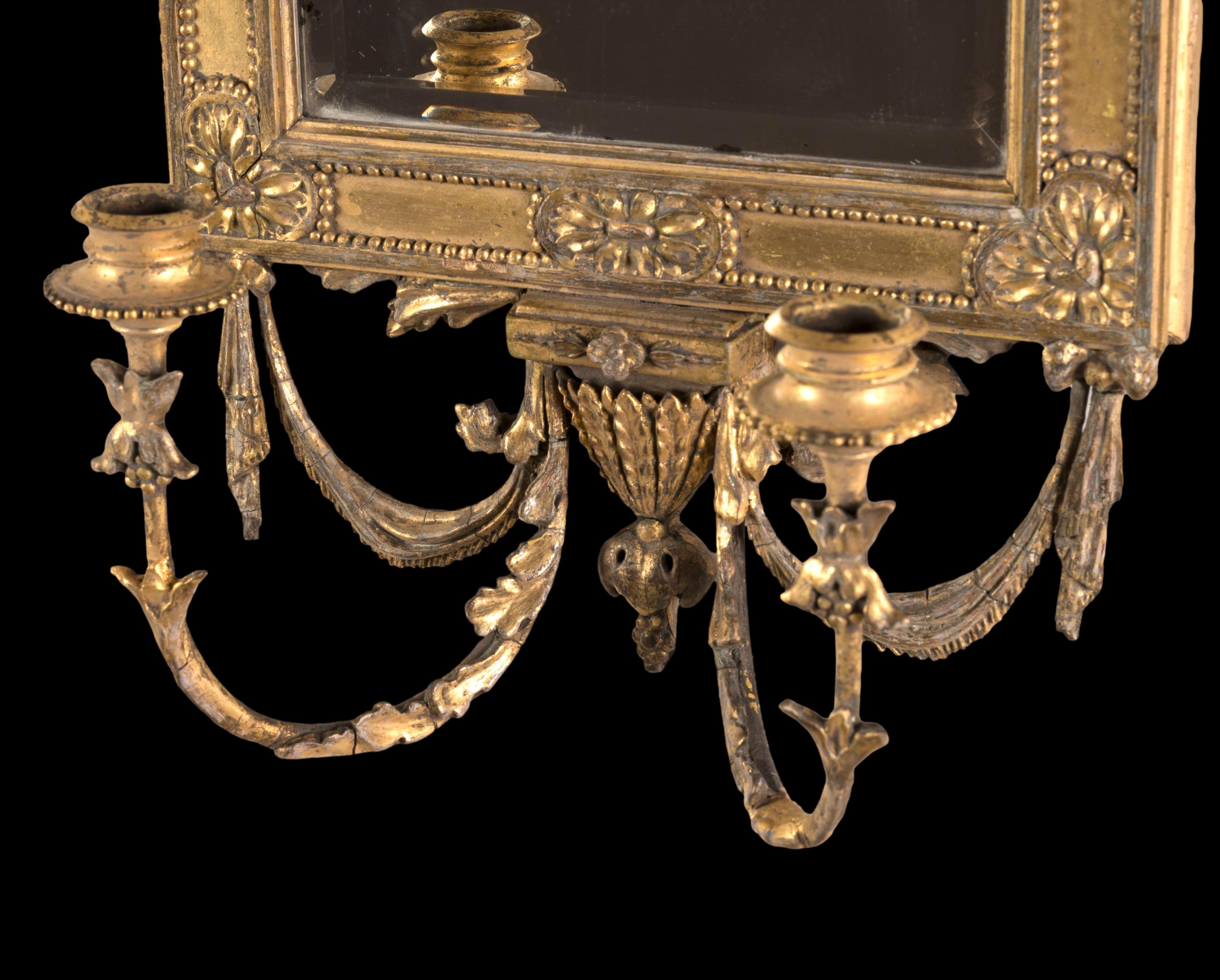 Inglese Coppia di Girandole neoclassiche inglesi del XIX secolo nello stile di Robert Adam in vendita