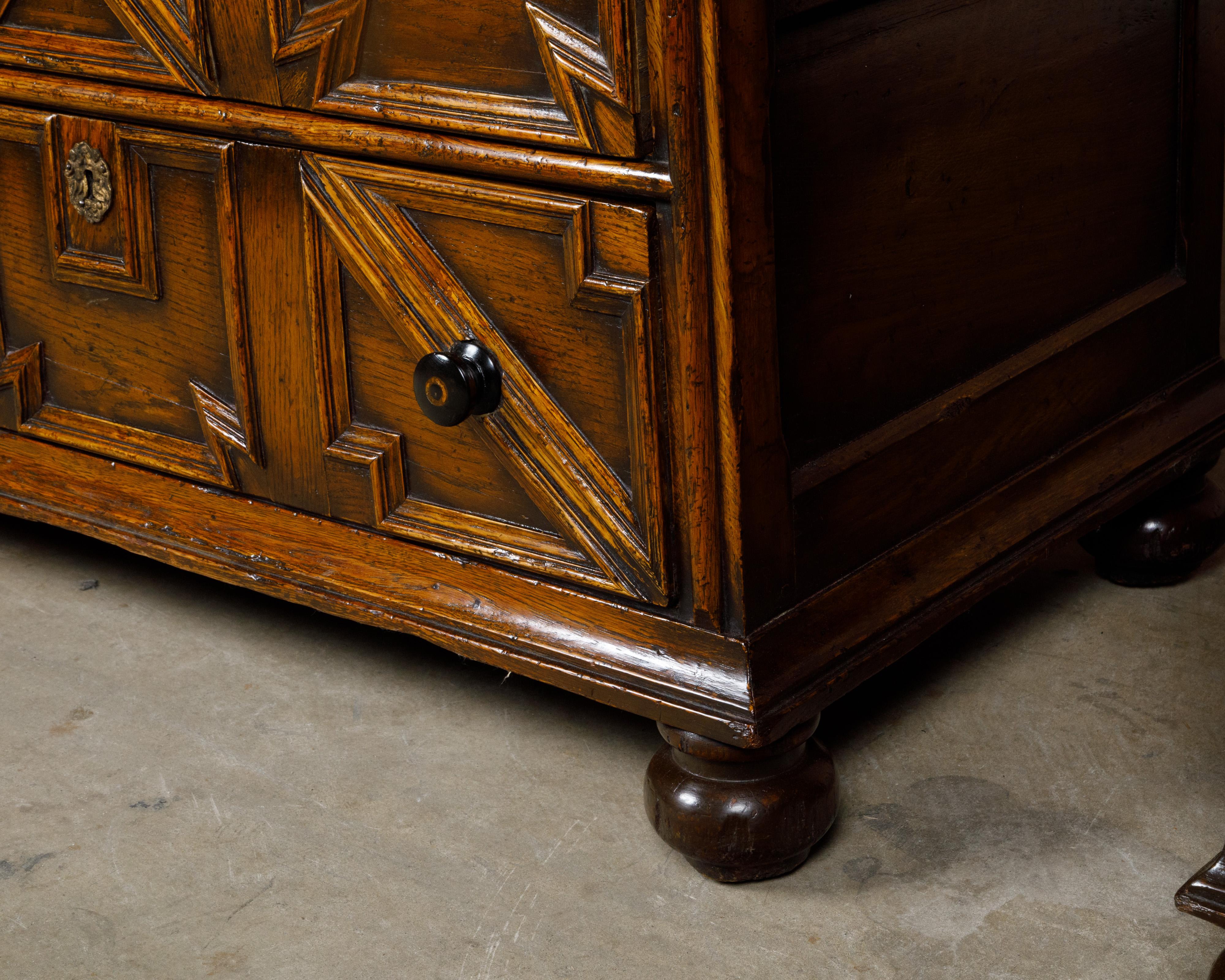 Pair of English 19th Century Oak Geometric Front Four-Drawer Carved Chests For Sale 8