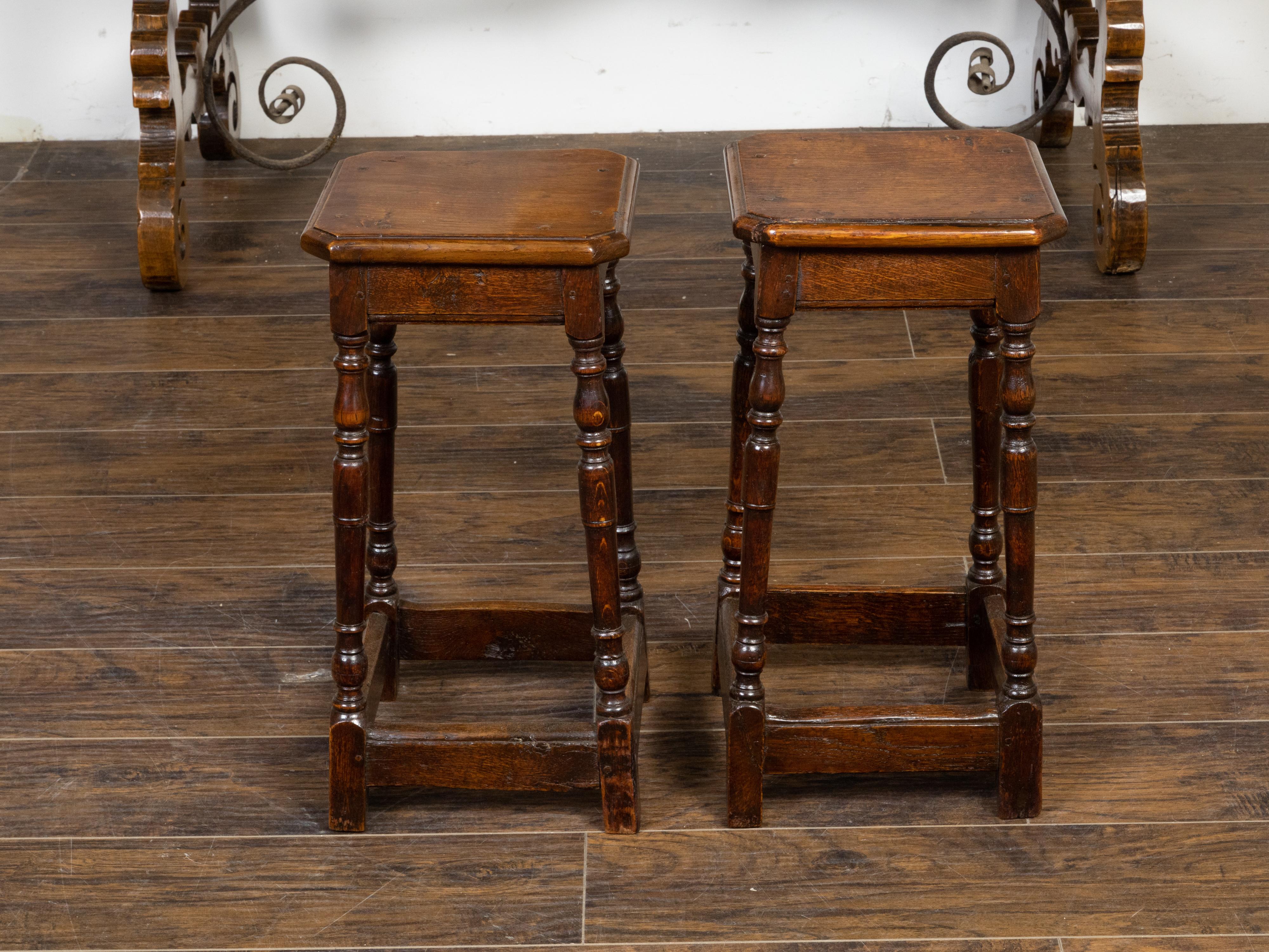 Pair of English 19th Century Oak Joint Stools with Turned Legs and Stretchers 1