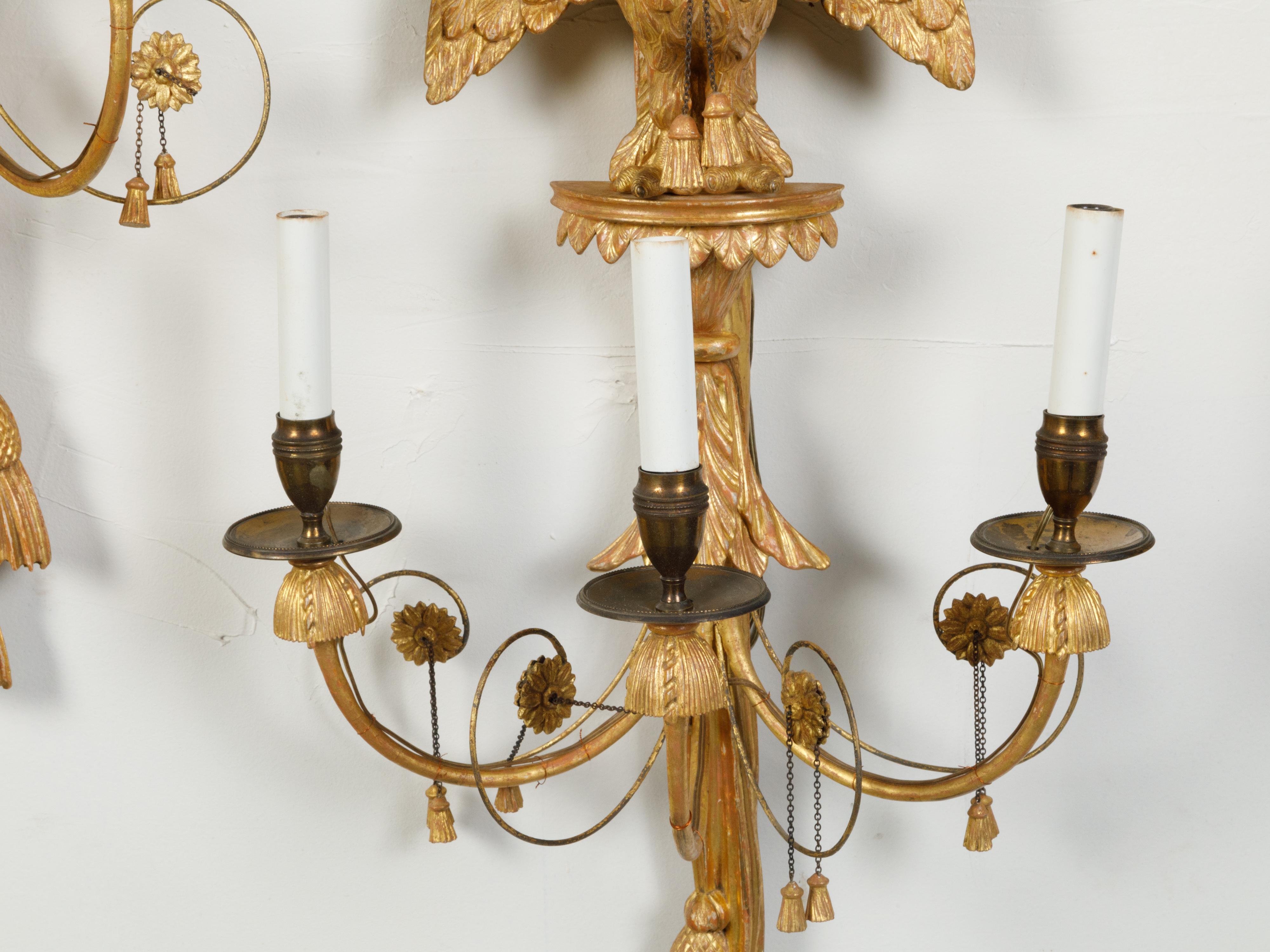 Pair of English 19th Century Three-Light Giltwood Sconces with Carved Eagles For Sale 2