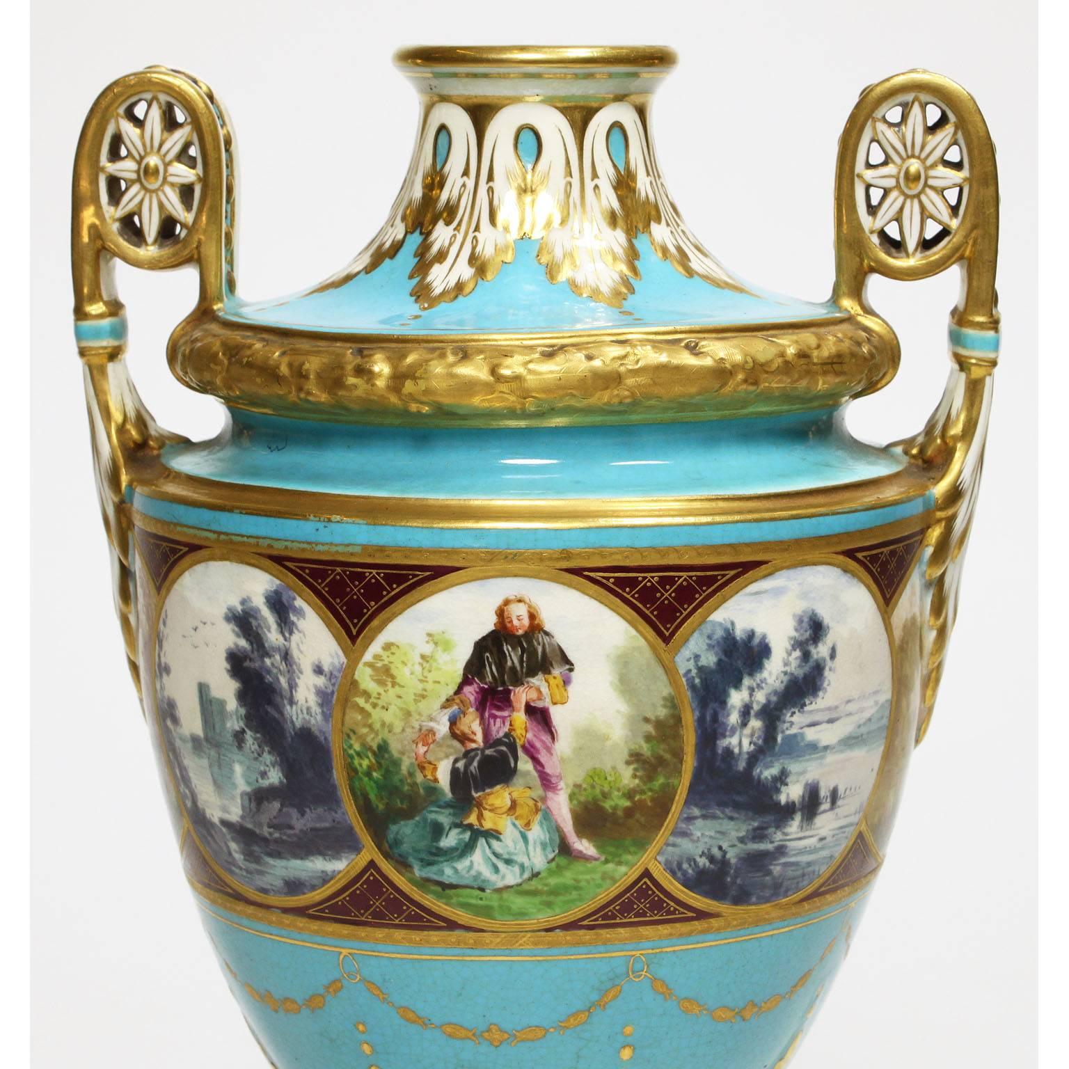 Paire de Vases Anglais du 19ème Siècle en Porcelaine Turquoise avec Peinture de Fond par Minton en vente 2