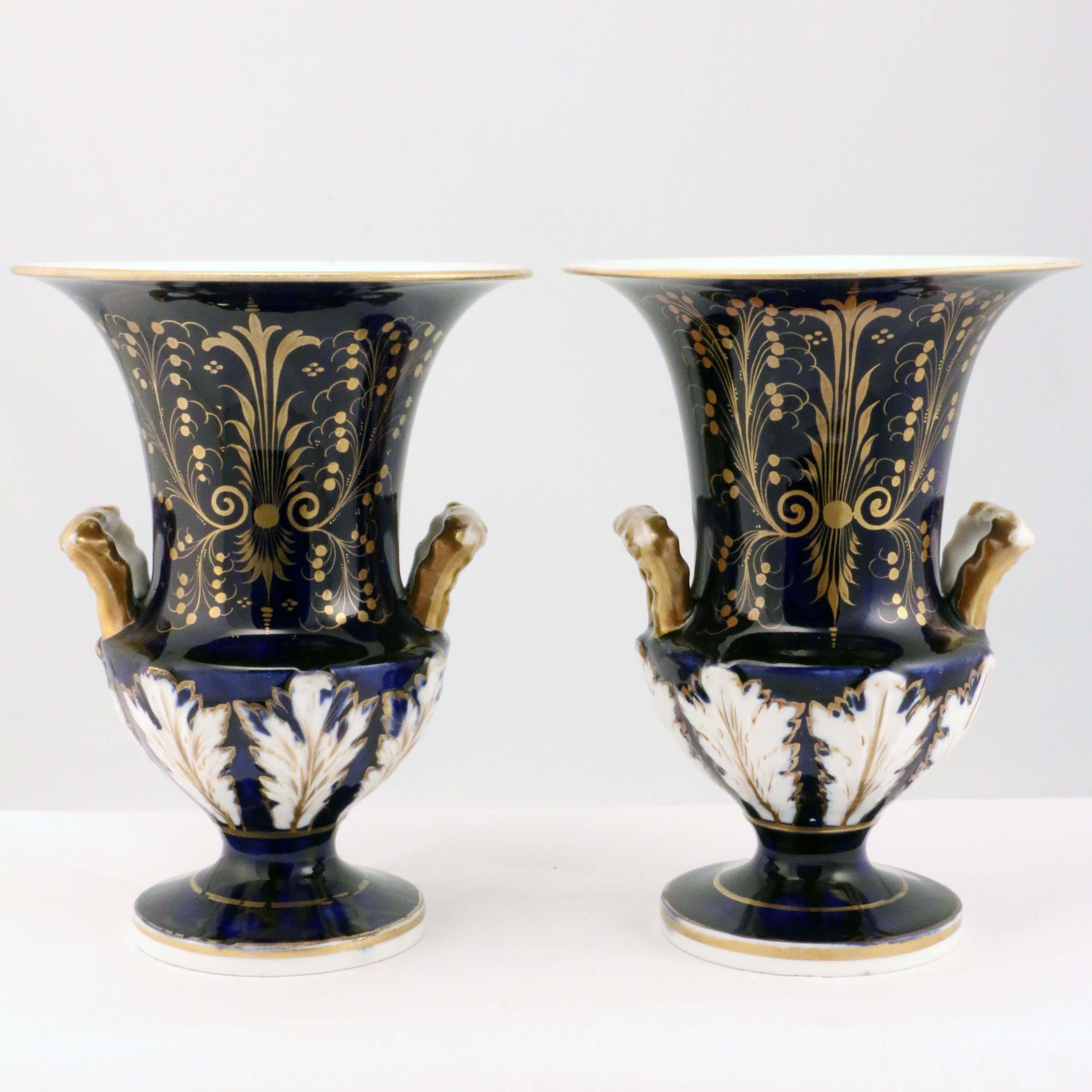 Hand-Painted Pair of English Antique Porcelain Urns For Sale