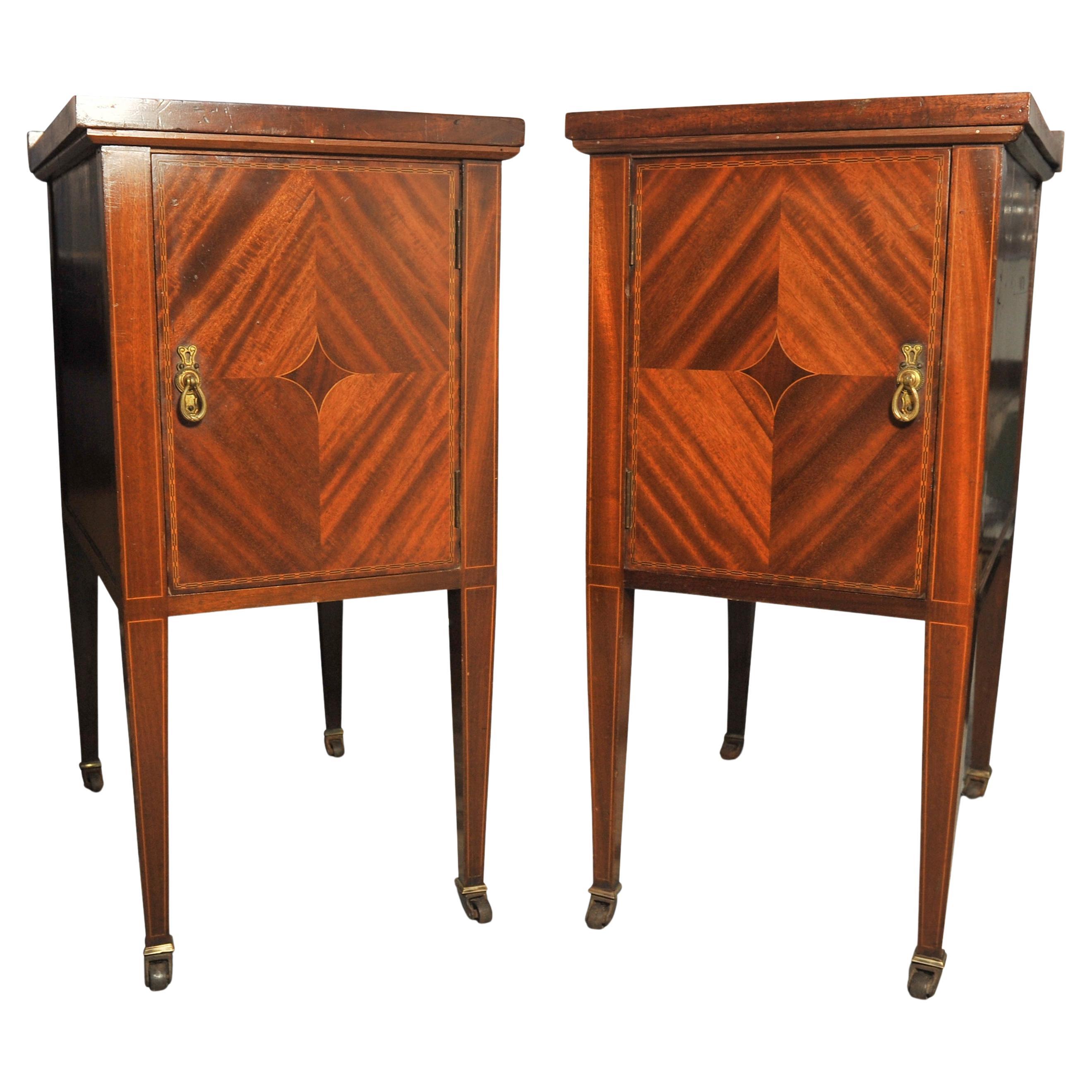 Pair of English Antique Sheraton Revival Edwardian Nightstand Tables