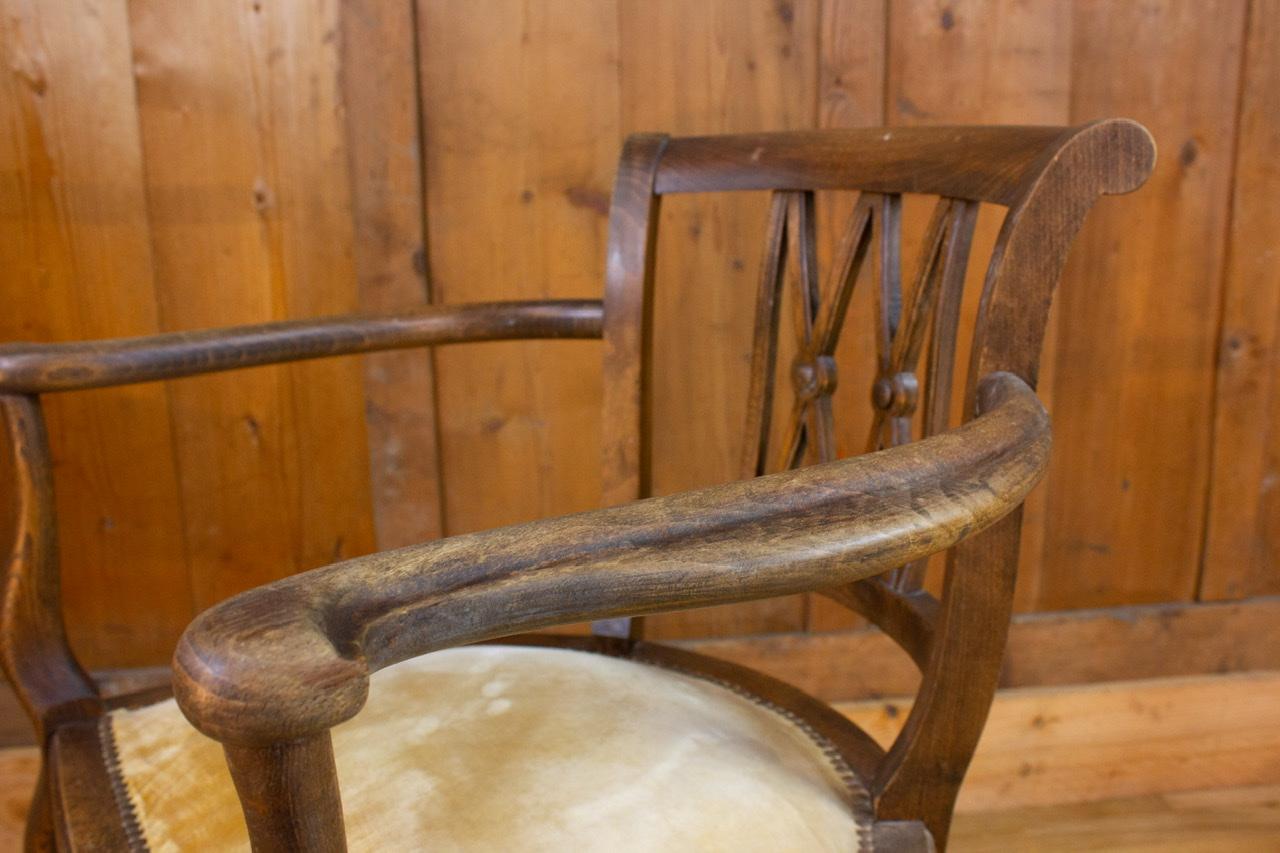 Pareja de sillones ingleses - Renacimiento Chippendale, terciopelo mostaza Circa 1900 en Bueno estado para la venta en Beuzevillette, FR