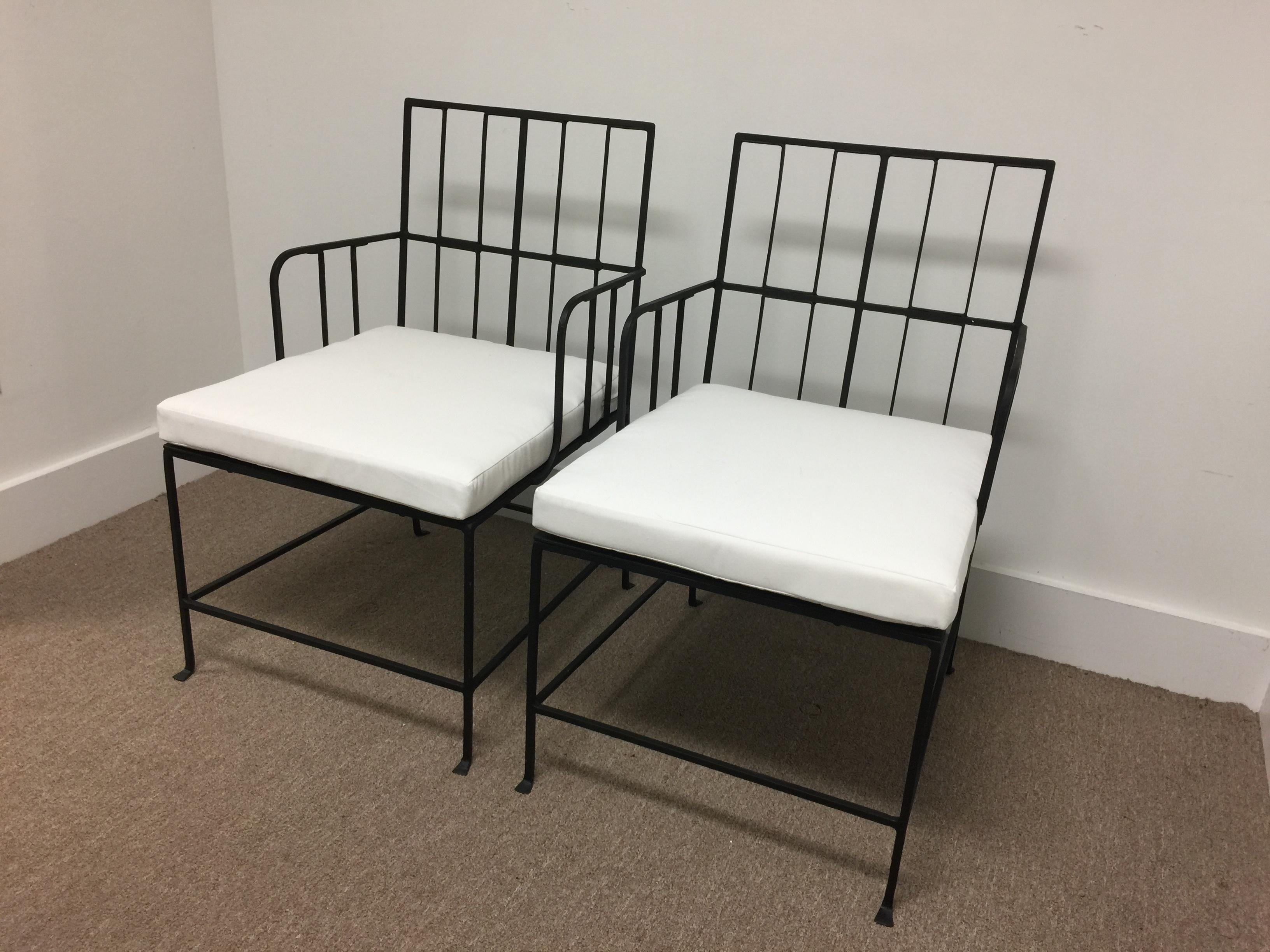 Paire de fauteuils en fer Art Déco anglais en vente 3
