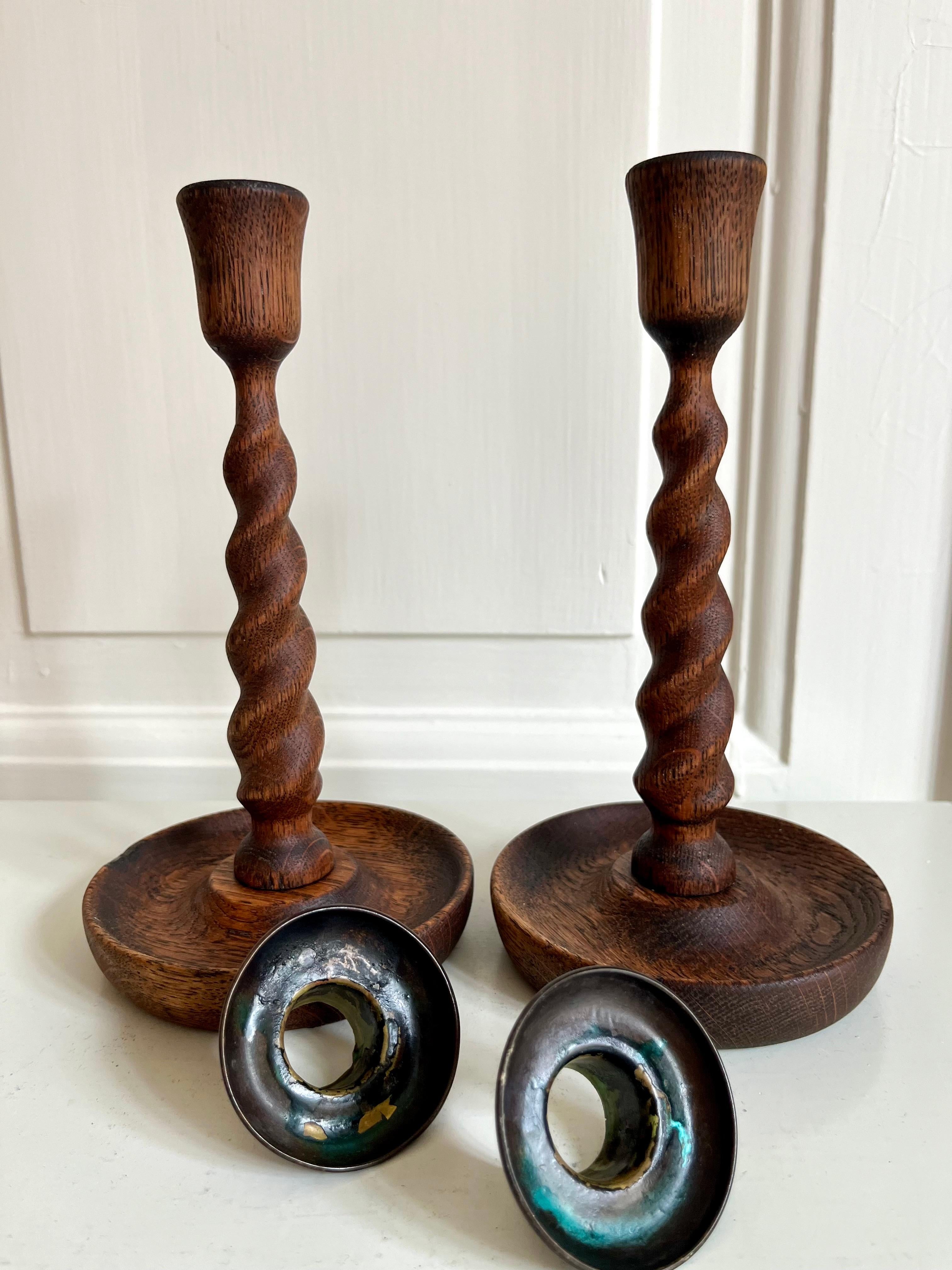 Pair of English Barley Twist Wooden Candlesticks, 1920s For Sale 5