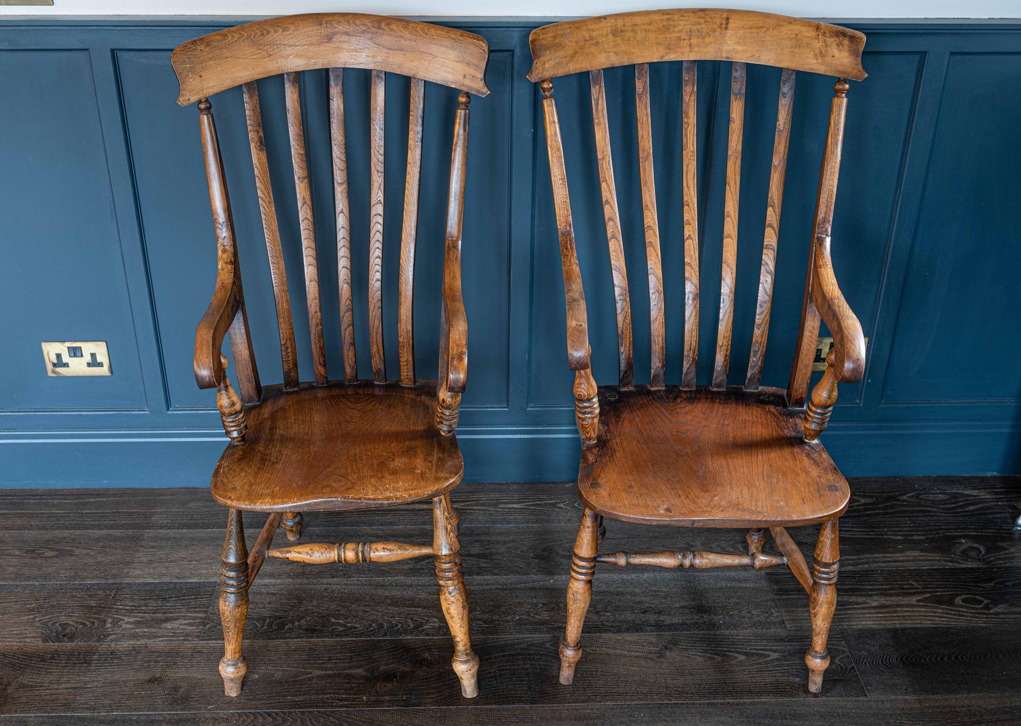 Pair of English Beech and Elm Slat Back Windsor Carver Chairs, Late 19th Century In Good Condition In Staffordshire, GB