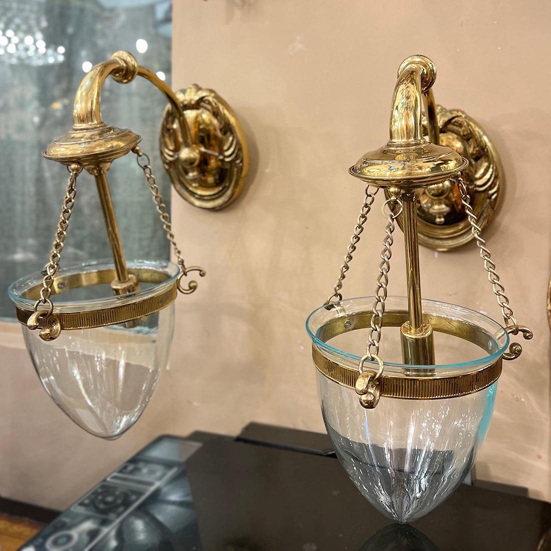 Paar englische Bell Jar Wandleuchter (Bronze) im Angebot
