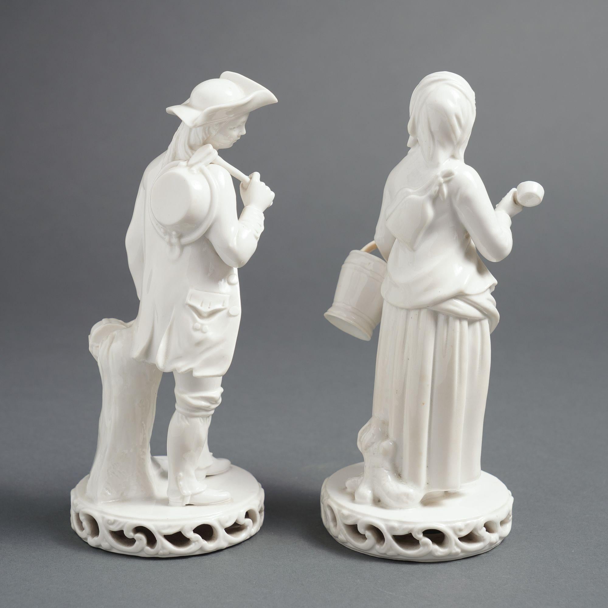 Pareja de figuras inglesas Blanc du Chine de Stevenson & Hancock, 1863-66 Mediados del siglo XIX en venta