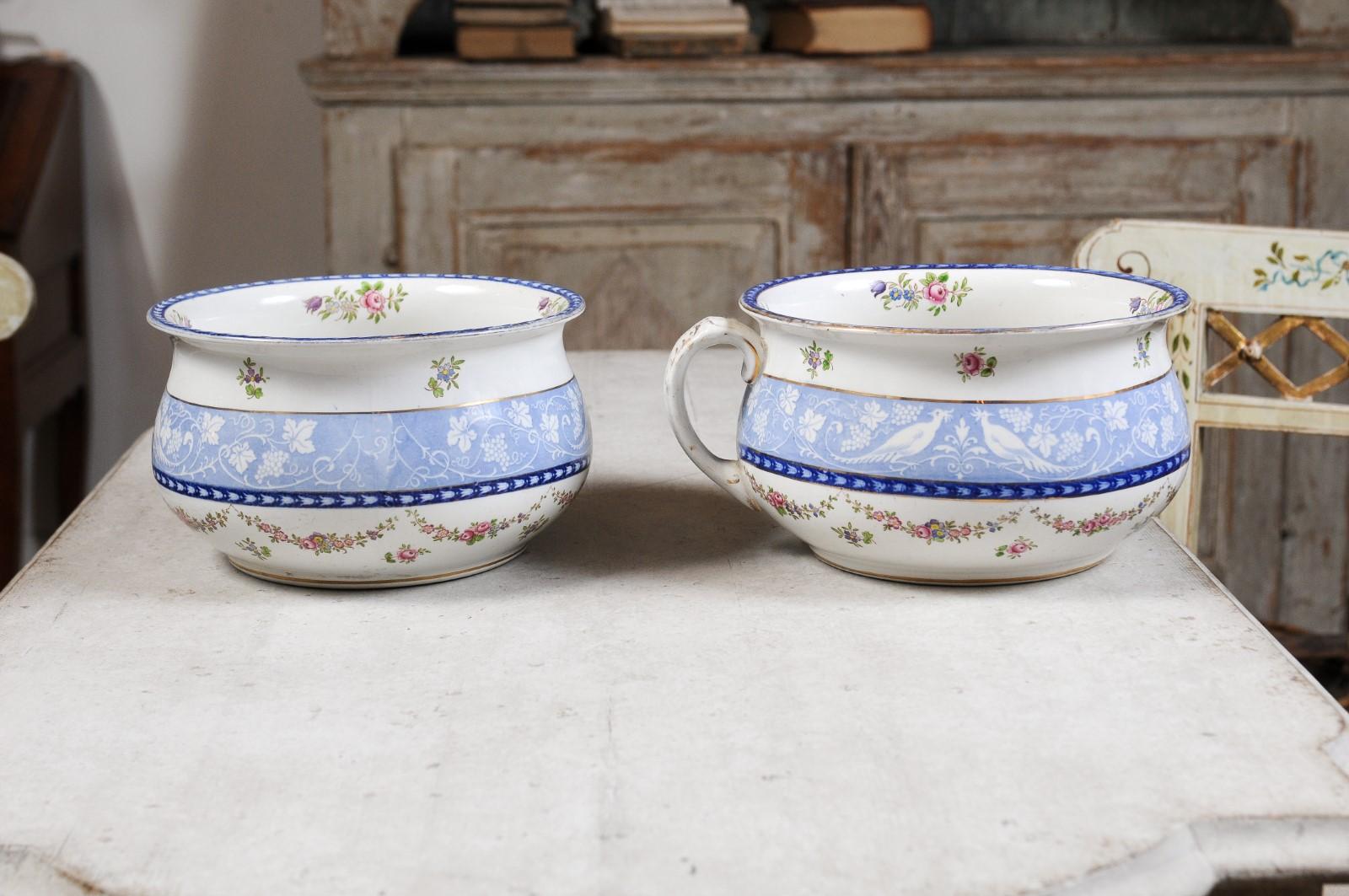 Pair of English Booths Blue and White China Bowls Produced for Harrods in London In Good Condition For Sale In Atlanta, GA