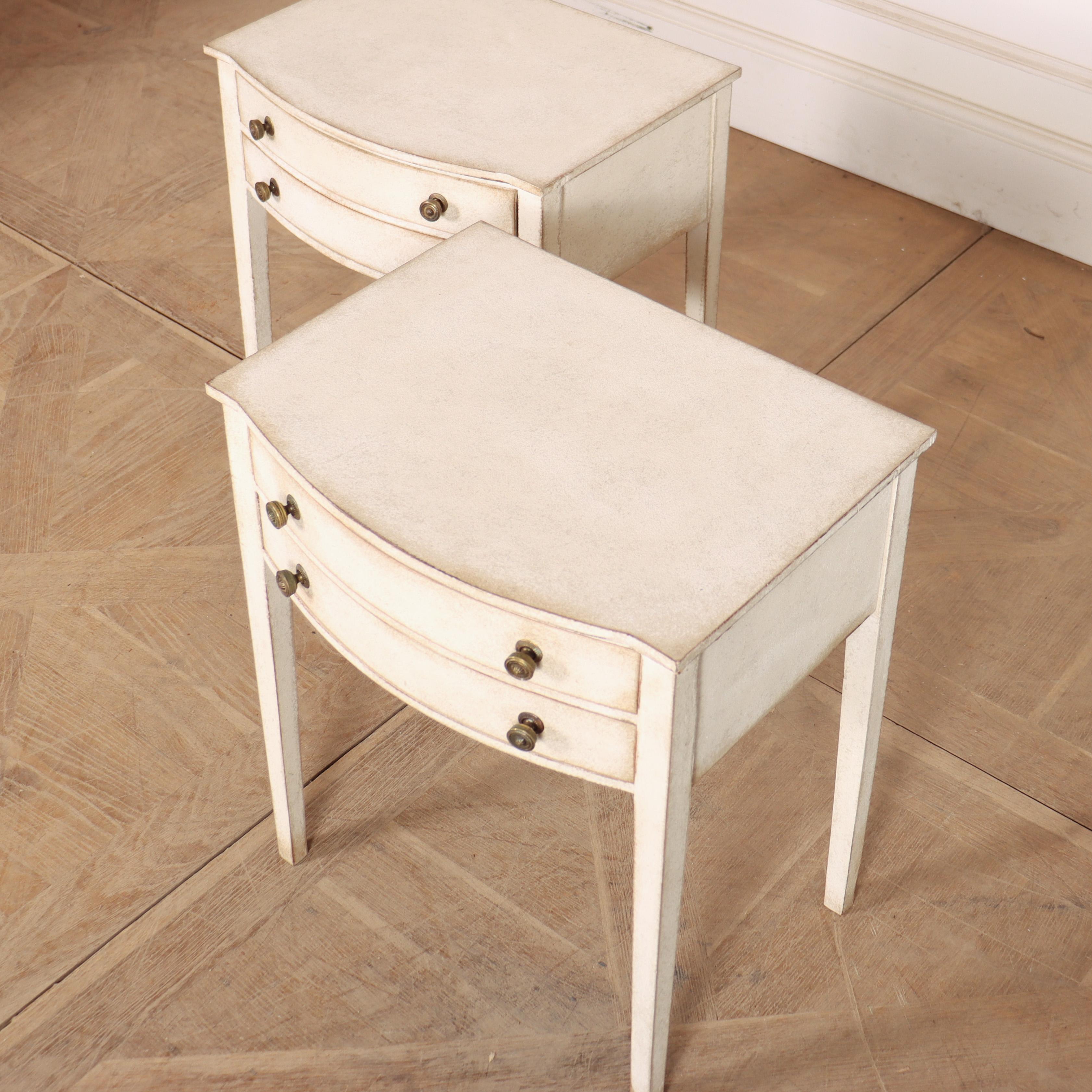 Oak Pair of English Bow Fronted Lamp Tables For Sale