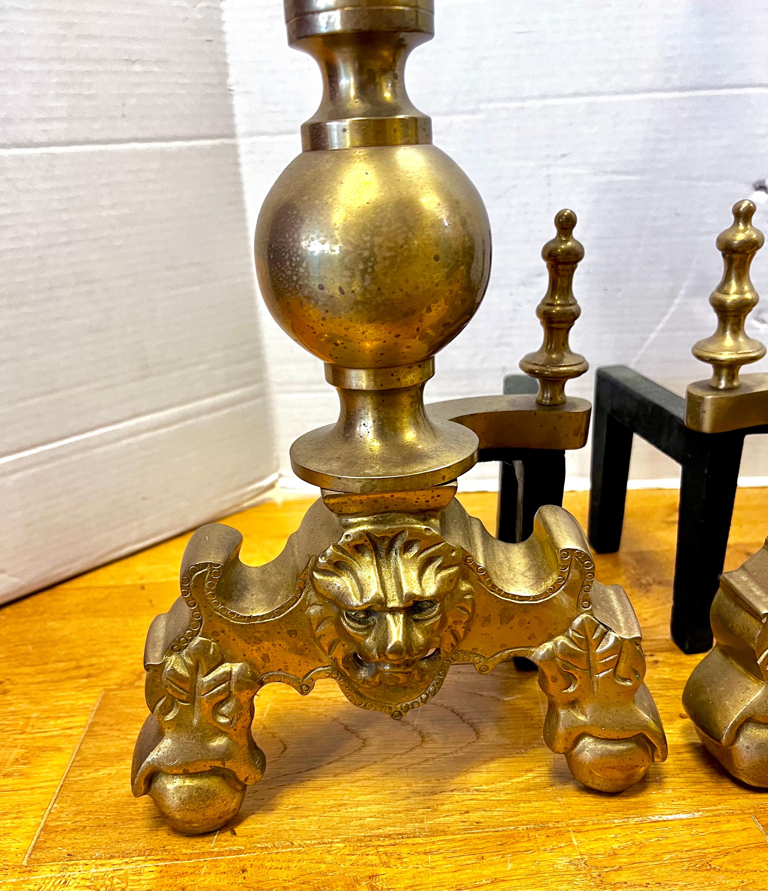 Pair of English Brass Cannonball Andirons with Lion Heads In Good Condition In West Hartford, CT