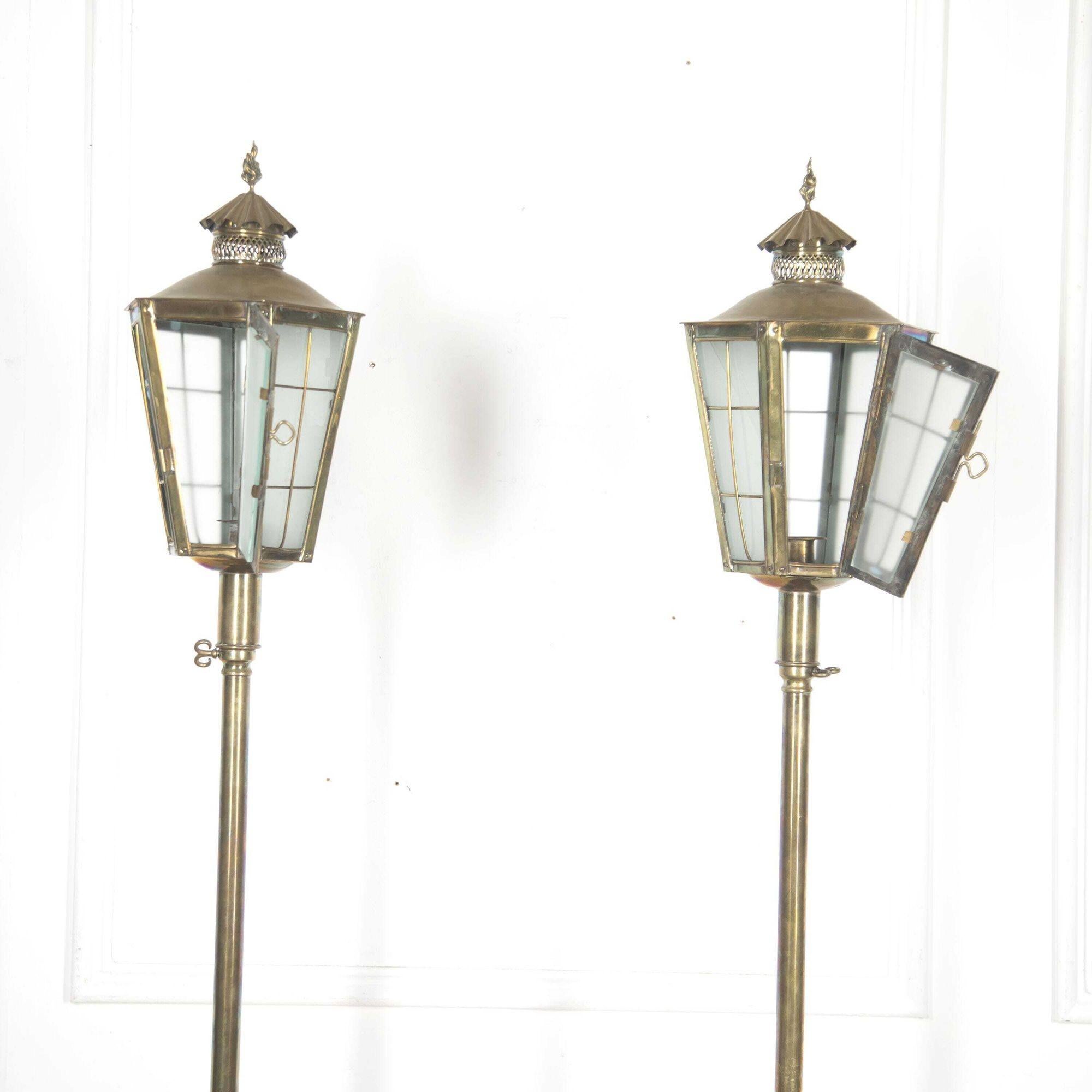 20th Century Pair of English Brass Standing Lanterns For Sale