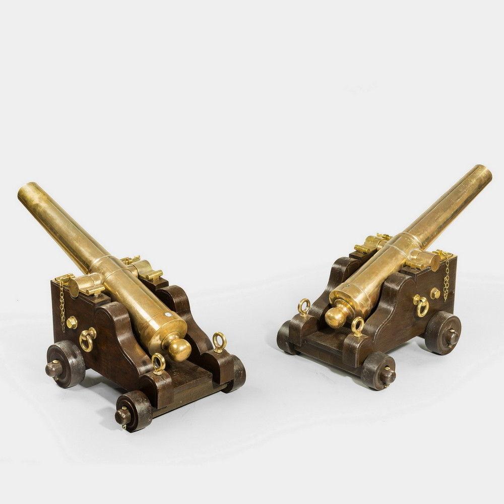Pair of English Bronze Signal Cannon In Good Condition For Sale In Lymington, Hampshire