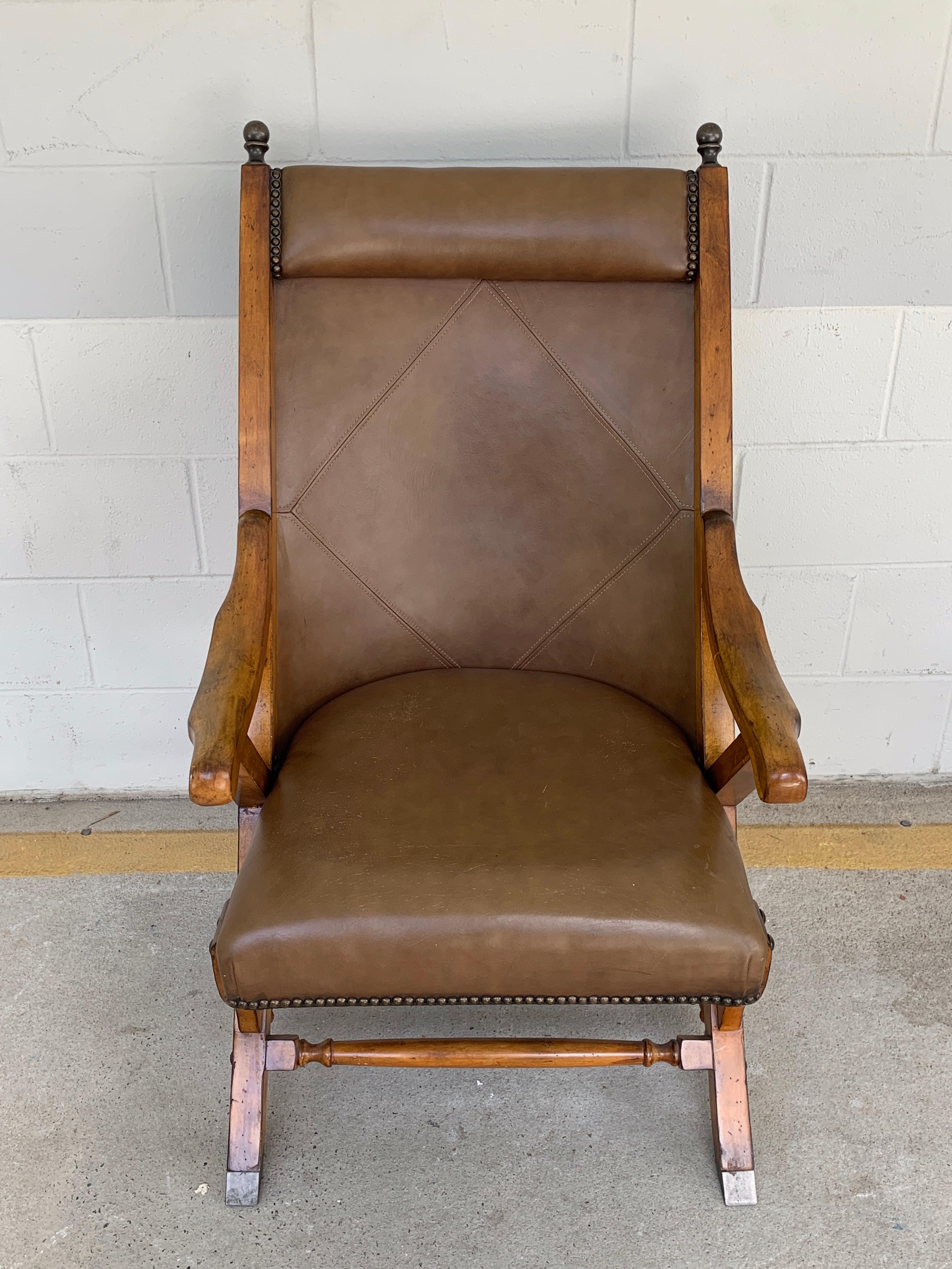 20th Century Pair of English Campaign Style Chair Elm and Leather Chairs For Sale