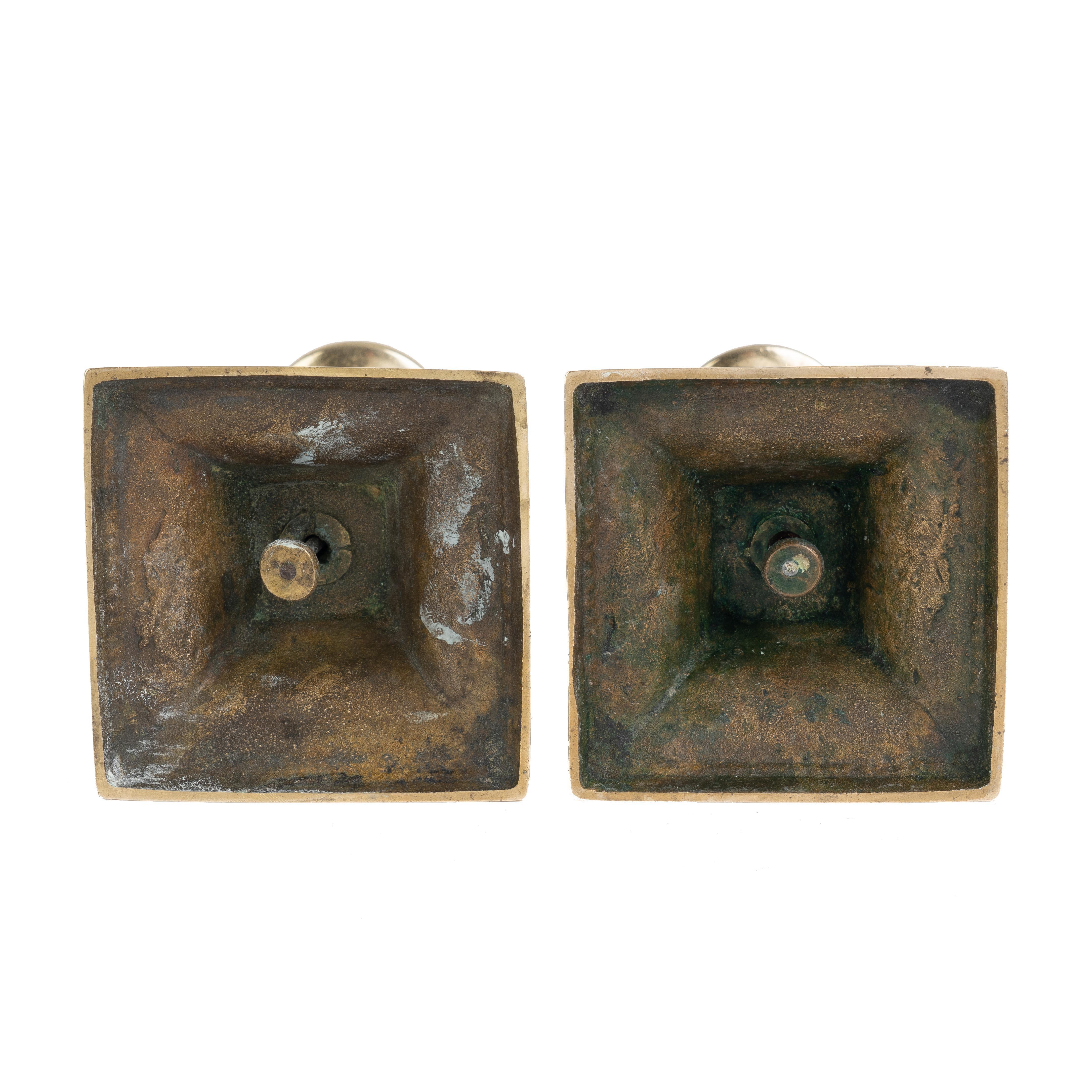 Pair of English Cast Brass Columnar Candle Sticks on a Square Base, 1810 For Sale 1