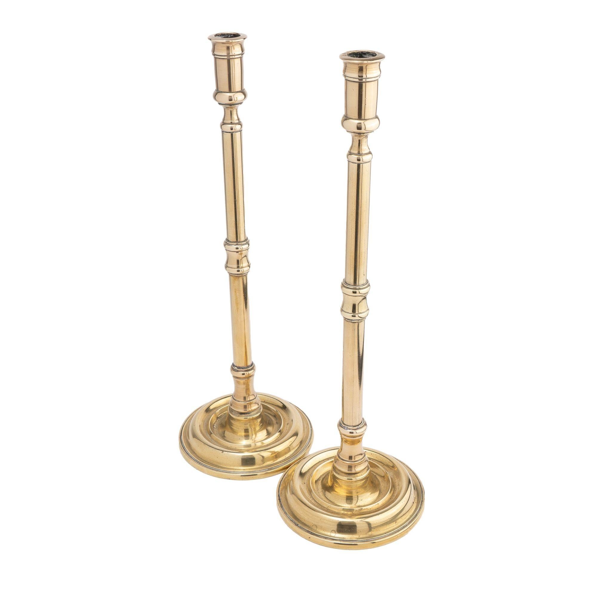 British Pair of English cast brass tavern candlesticks, 1850-1900 For Sale