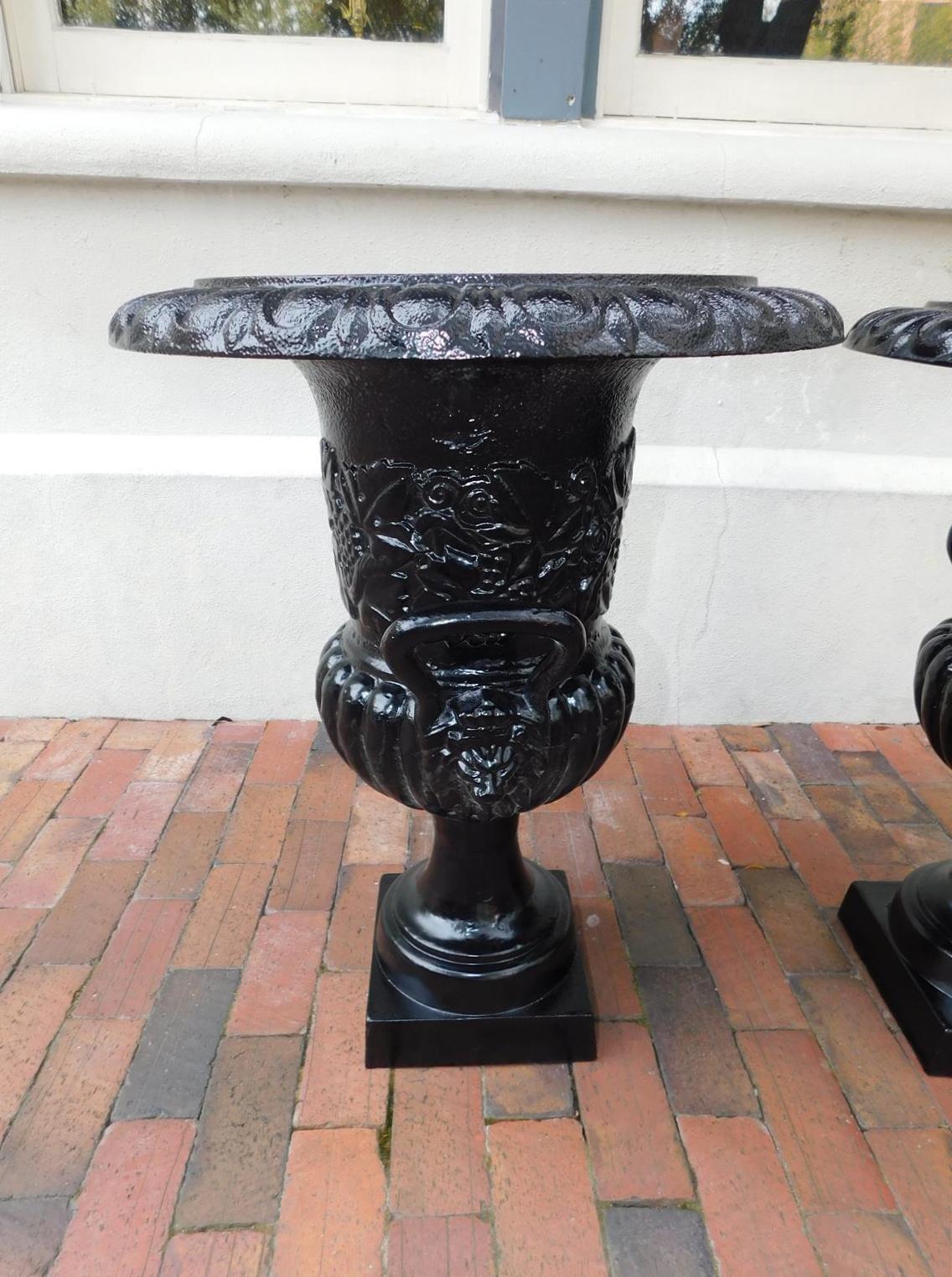 Pair of English Cast Iron and Powered Coated Campana-Form Garden Urns, C. 1850 For Sale 5