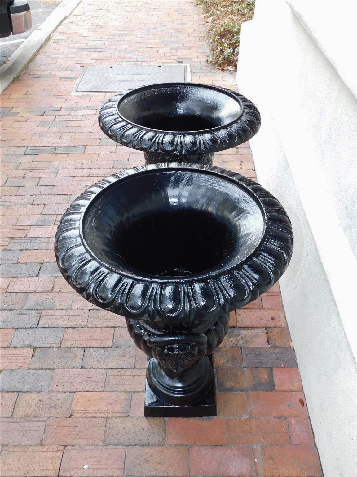 Pair of English Cast Iron and Powered Coated Campana-Form Garden Urns, C. 1850 For Sale 1