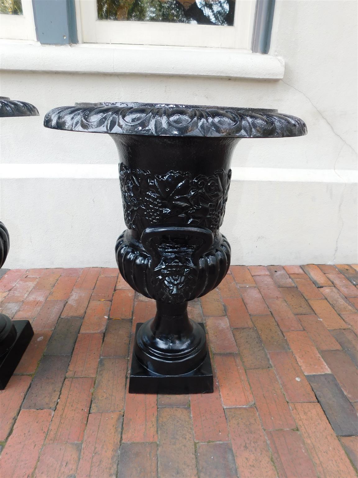 Pair of English Cast Iron and Powered Coated Campana-Form Garden Urns, C. 1850 For Sale 4