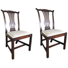Pair of English Chippendale Fan Backs Chairs, 19th Century