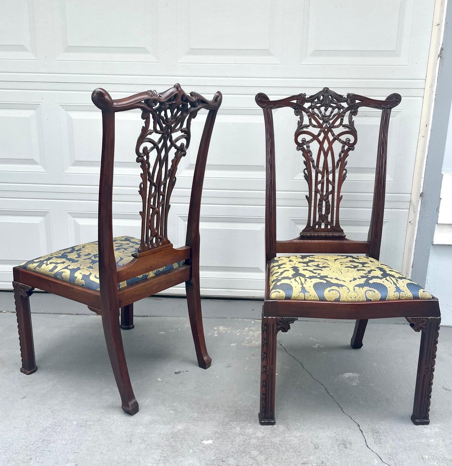 Carved Pair of English Chippendale Mahogany Side Chairs, circa 1890 For Sale