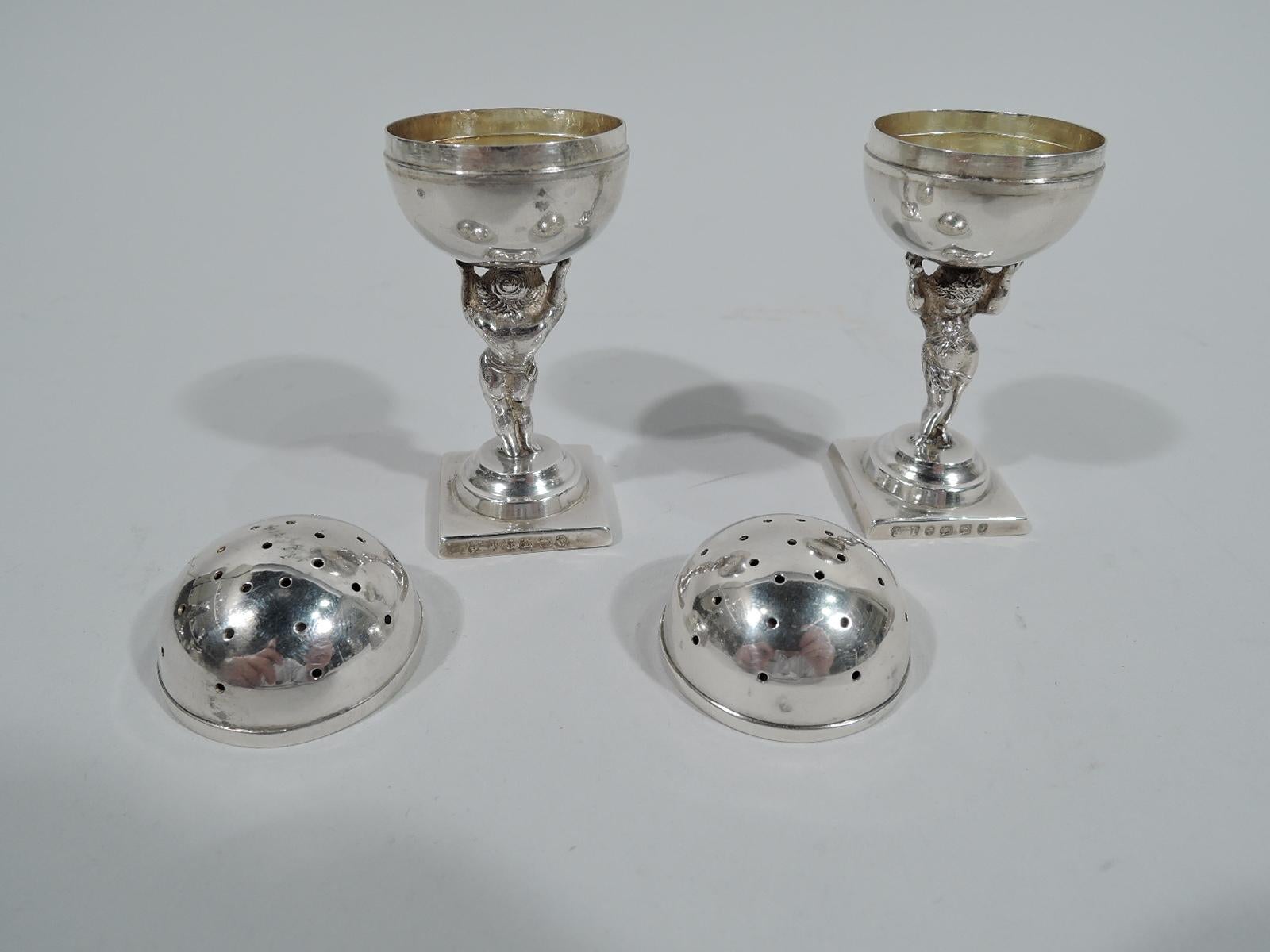 Pair of English Classical Sterling Silver Salt & Pepper Shakers In Good Condition In New York, NY